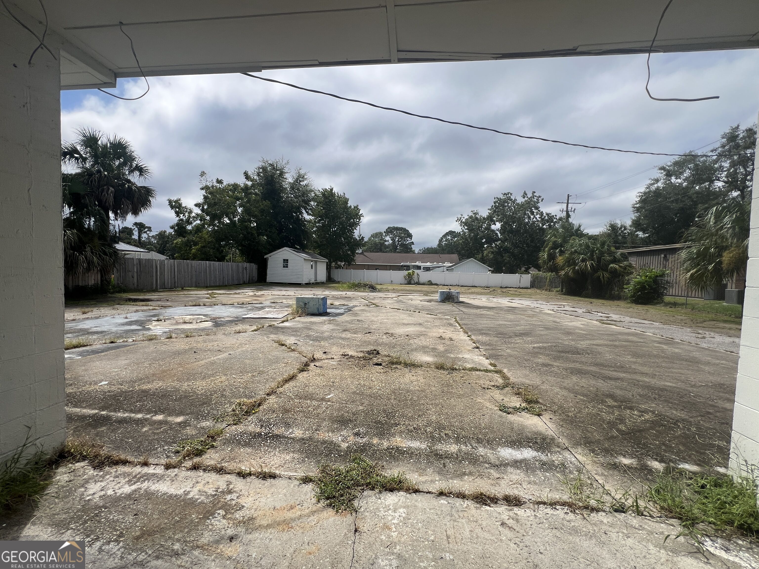 1905 Osborne Road Property Photo 4
