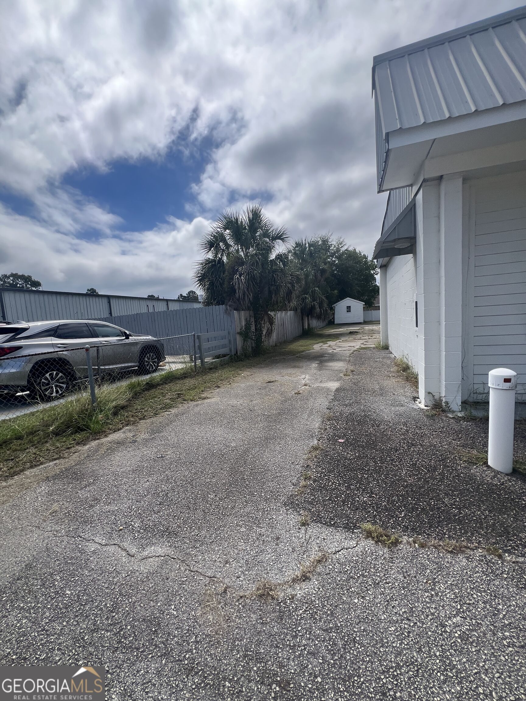 1905 Osborne Road Property Photo 10