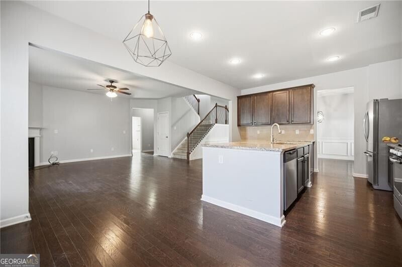 603 Stonehurst Lane Property Photo 17