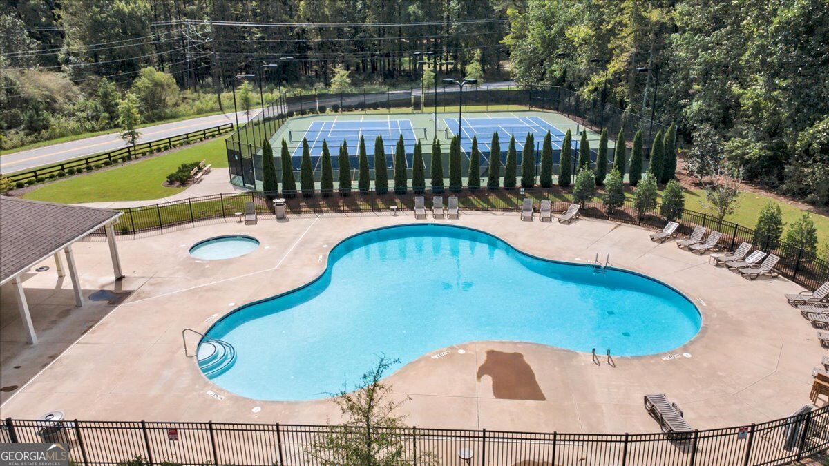 167 Fernbrook Trail Property Photo 47