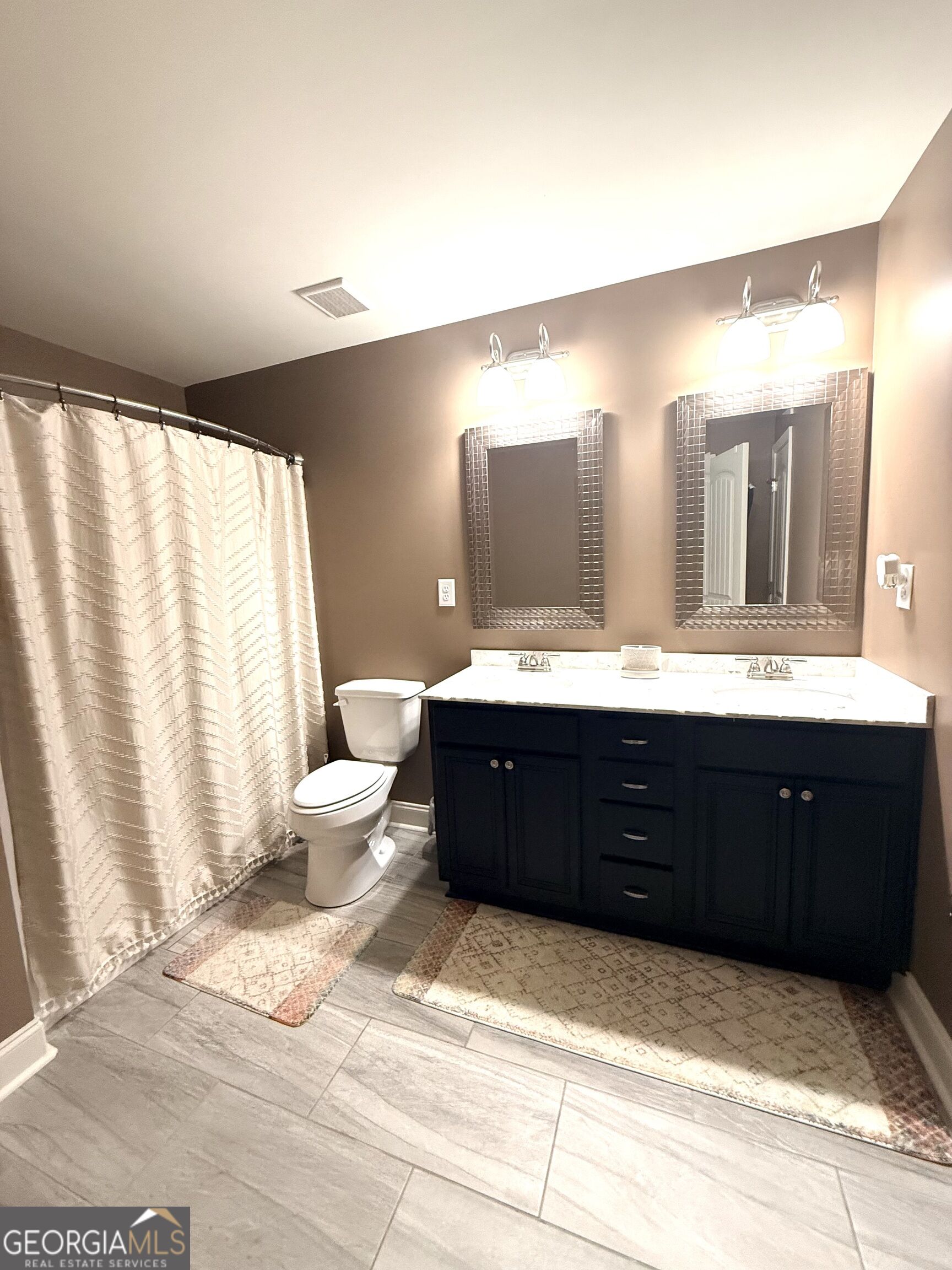 117 Milford Circle Property Photo 15