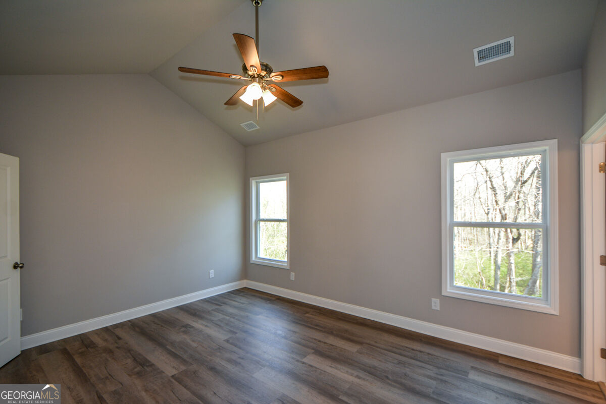 1816 Jessica Way Property Photo 18
