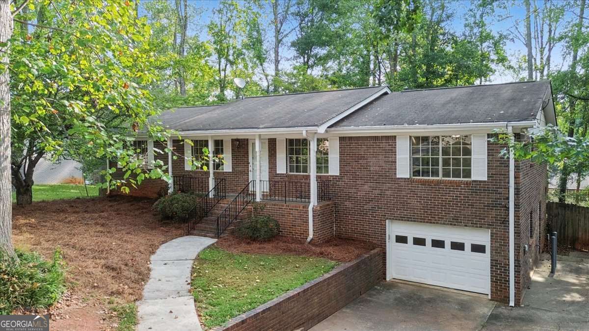 3915 Green Forest Lane Se Property Photo 1