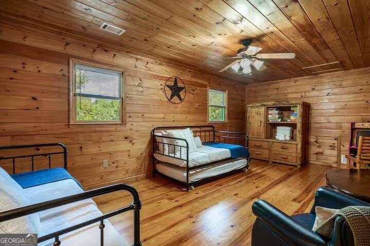 808 Villa Drive Property Photo 15