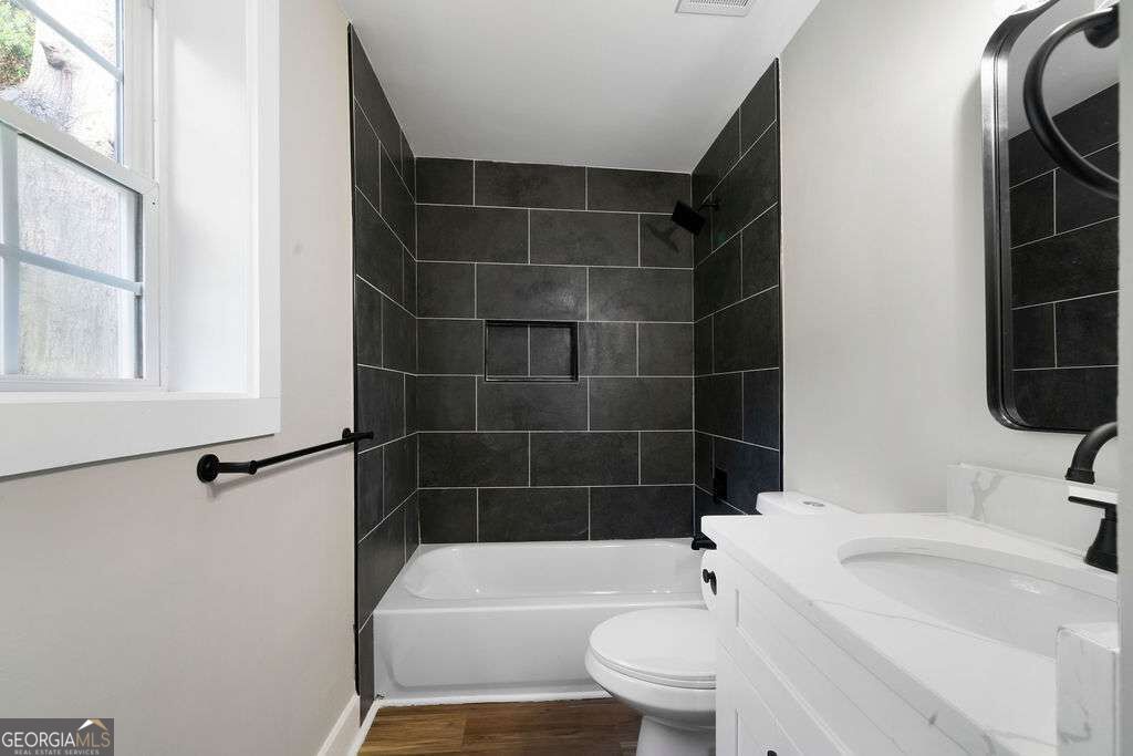 6488 Nebo Road Property Photo 34