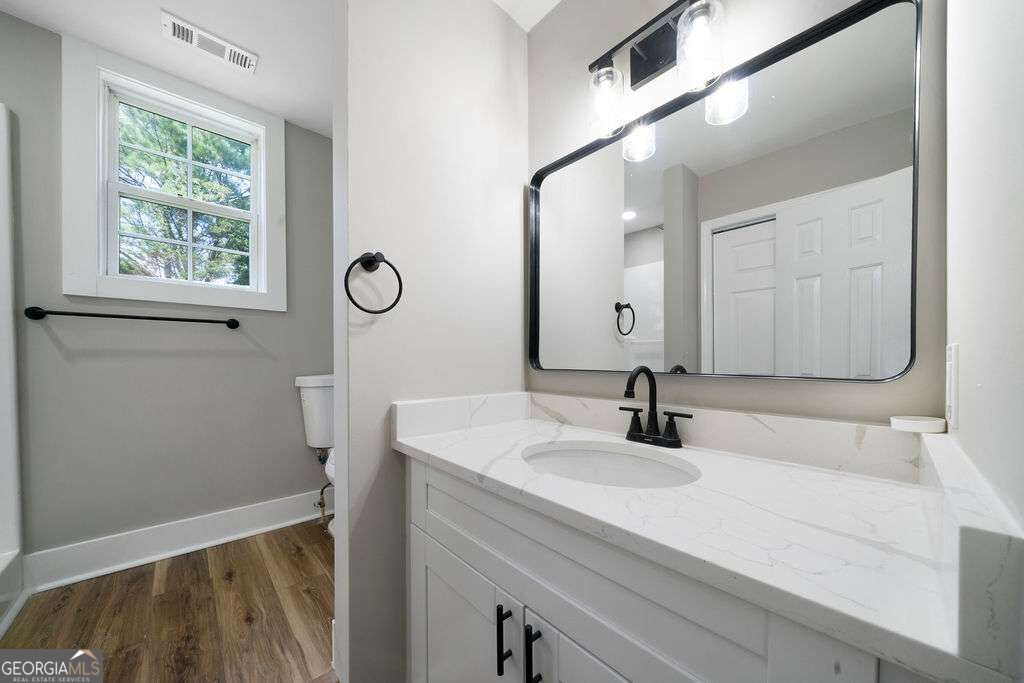 6488 Nebo Road Property Photo 37