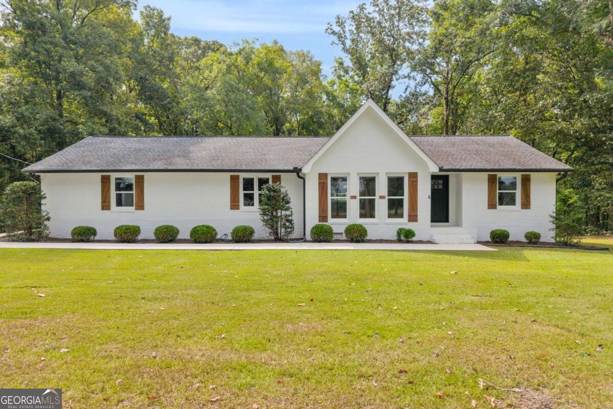 1200 Mount Carmel Road Property Photo 1
