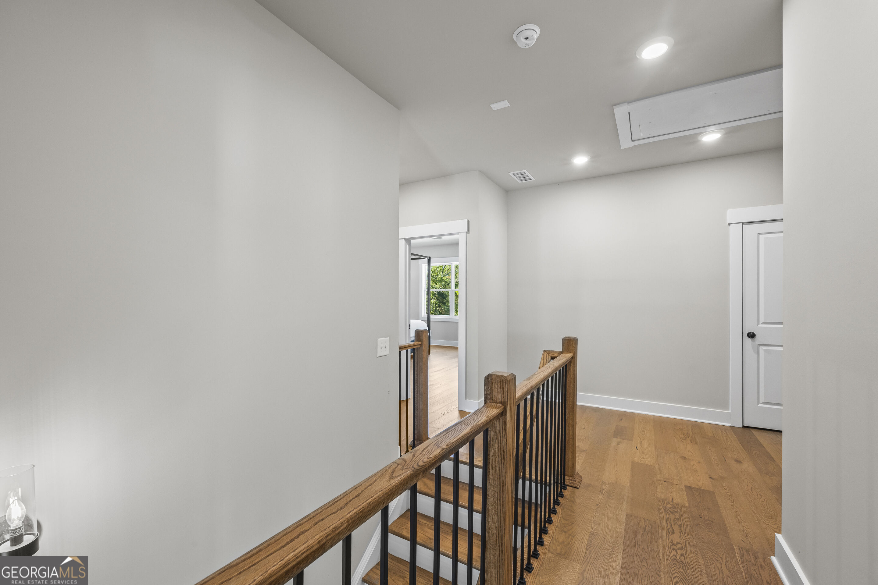 250 Ewing Way Property Photo 36