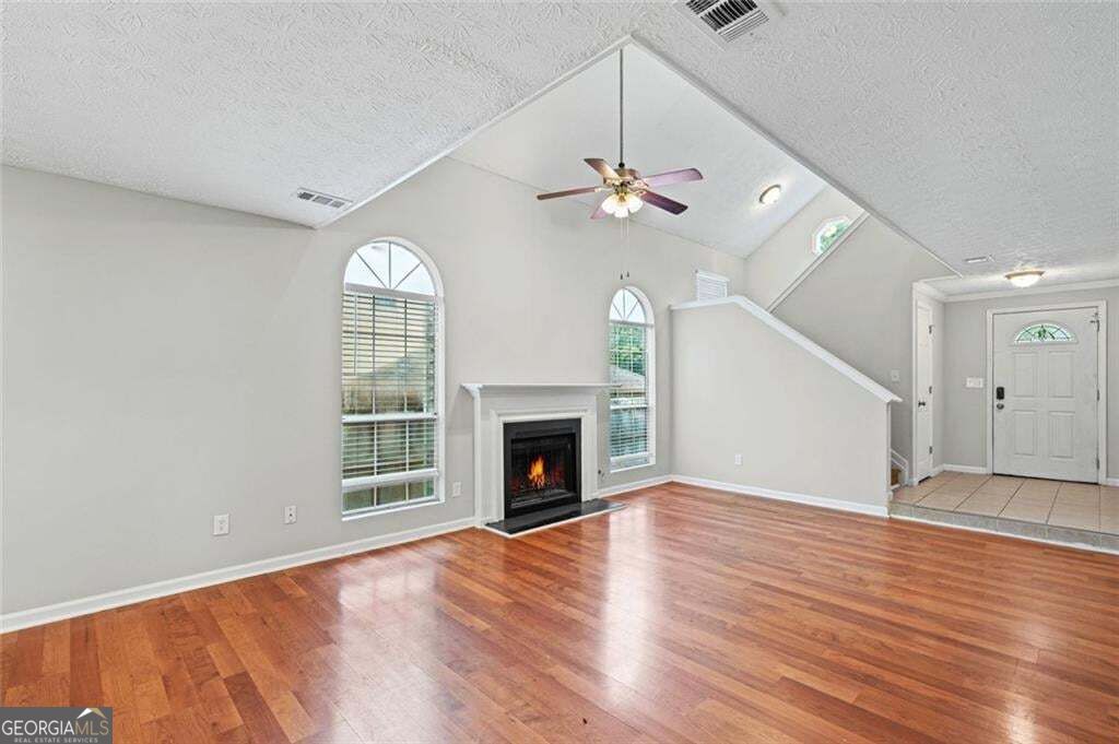 1180 Holly Circle Property Photo 7