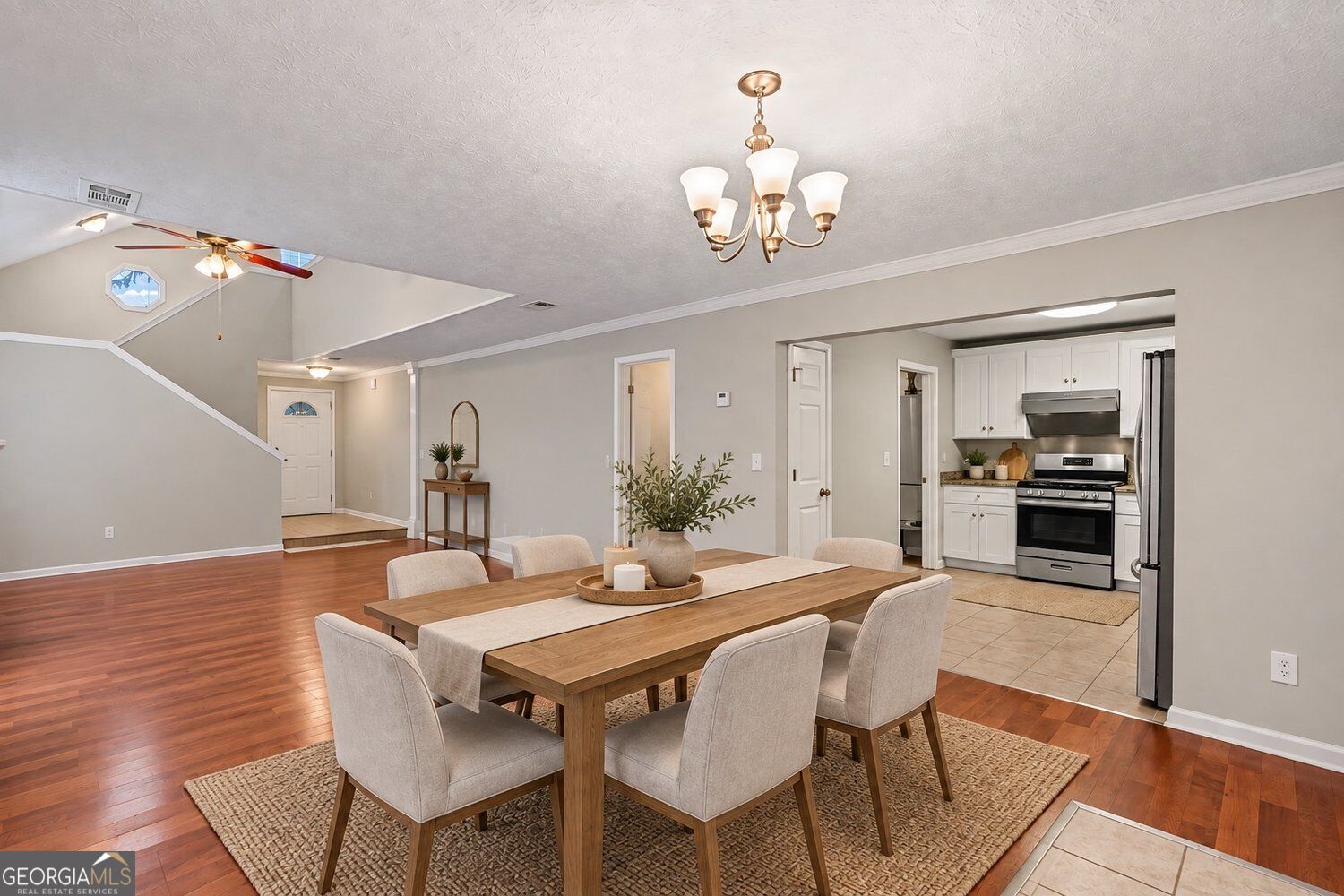 1180 Holly Circle Property Photo 10