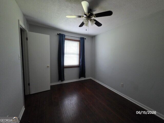 2802 Leawood Court Property Photo 9