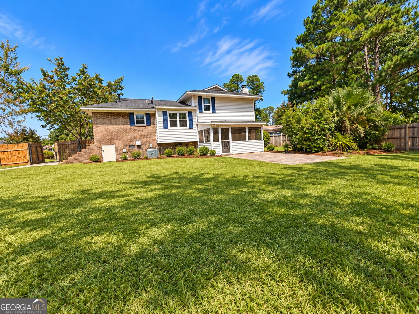 2802 Leawood Court Property Photo 14