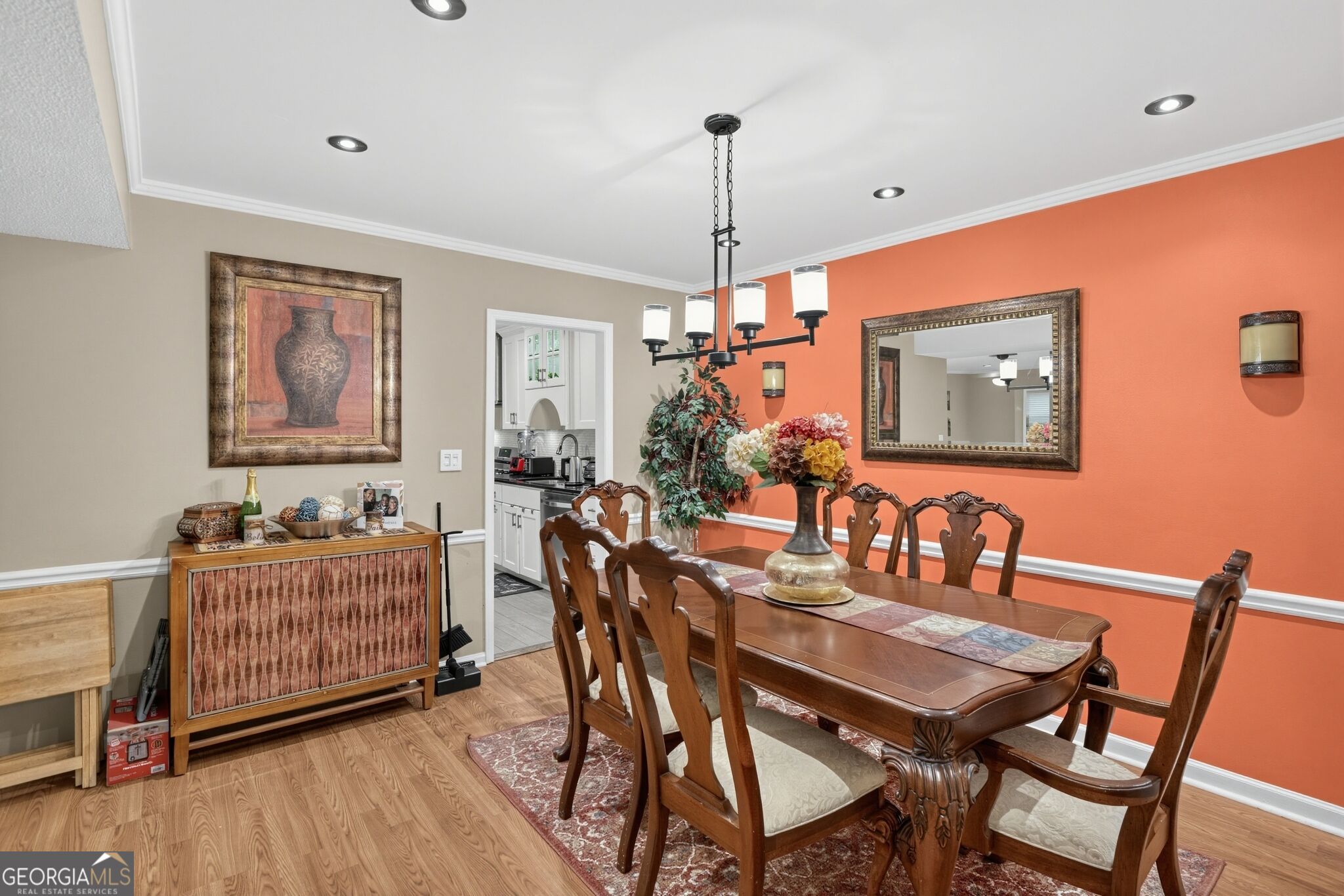 6851 Roswell Road Apt 8 Property Photo 12