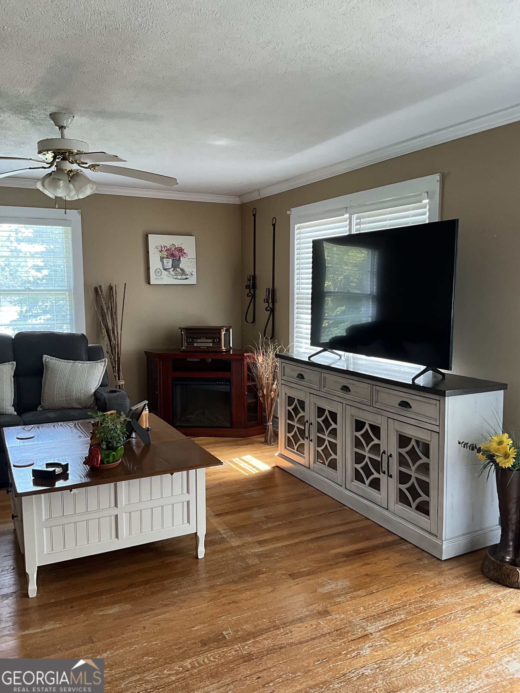 940 Good Hope Road Property Photo 3