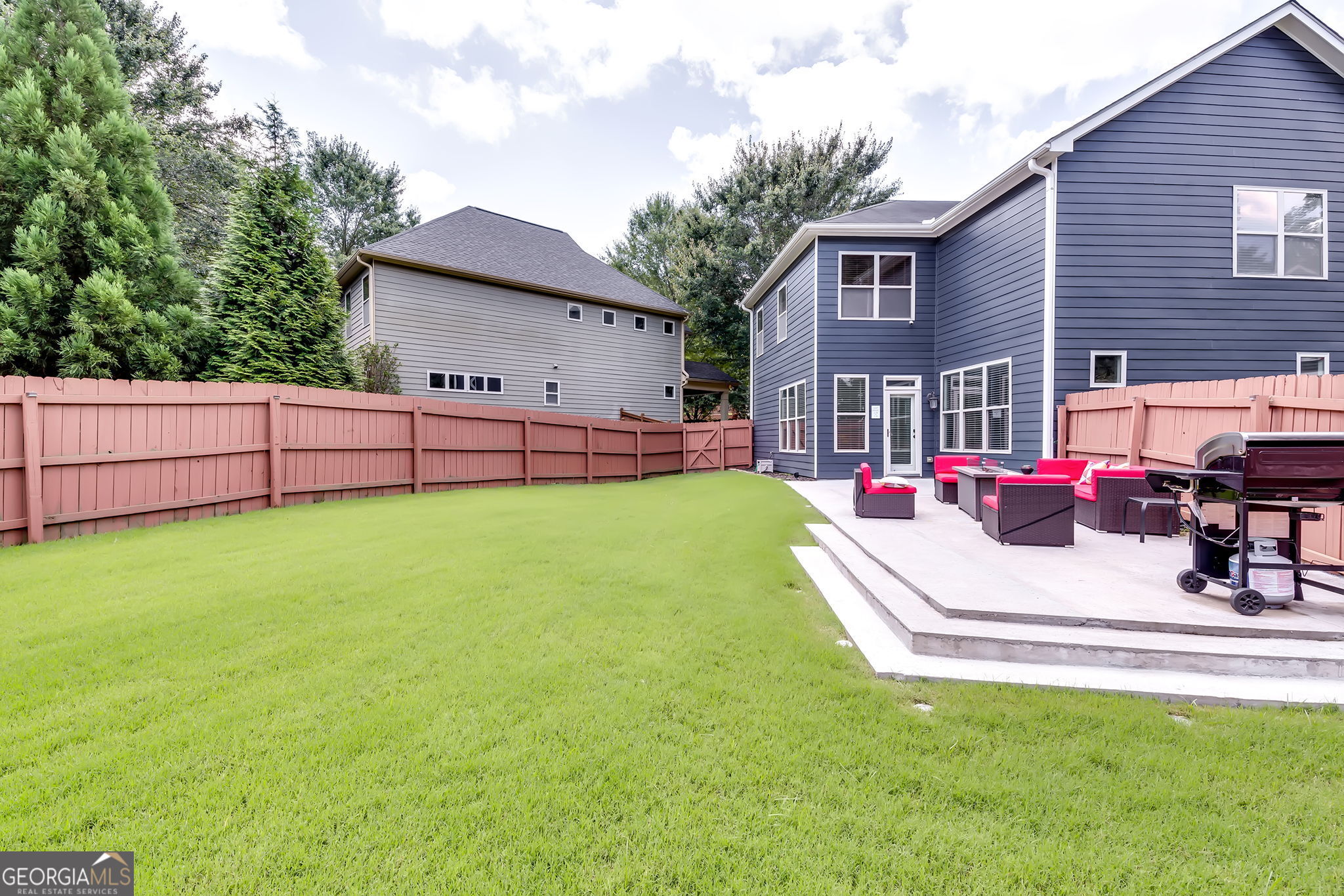 3116 Silver Hill Terrace Se Property Photo 4