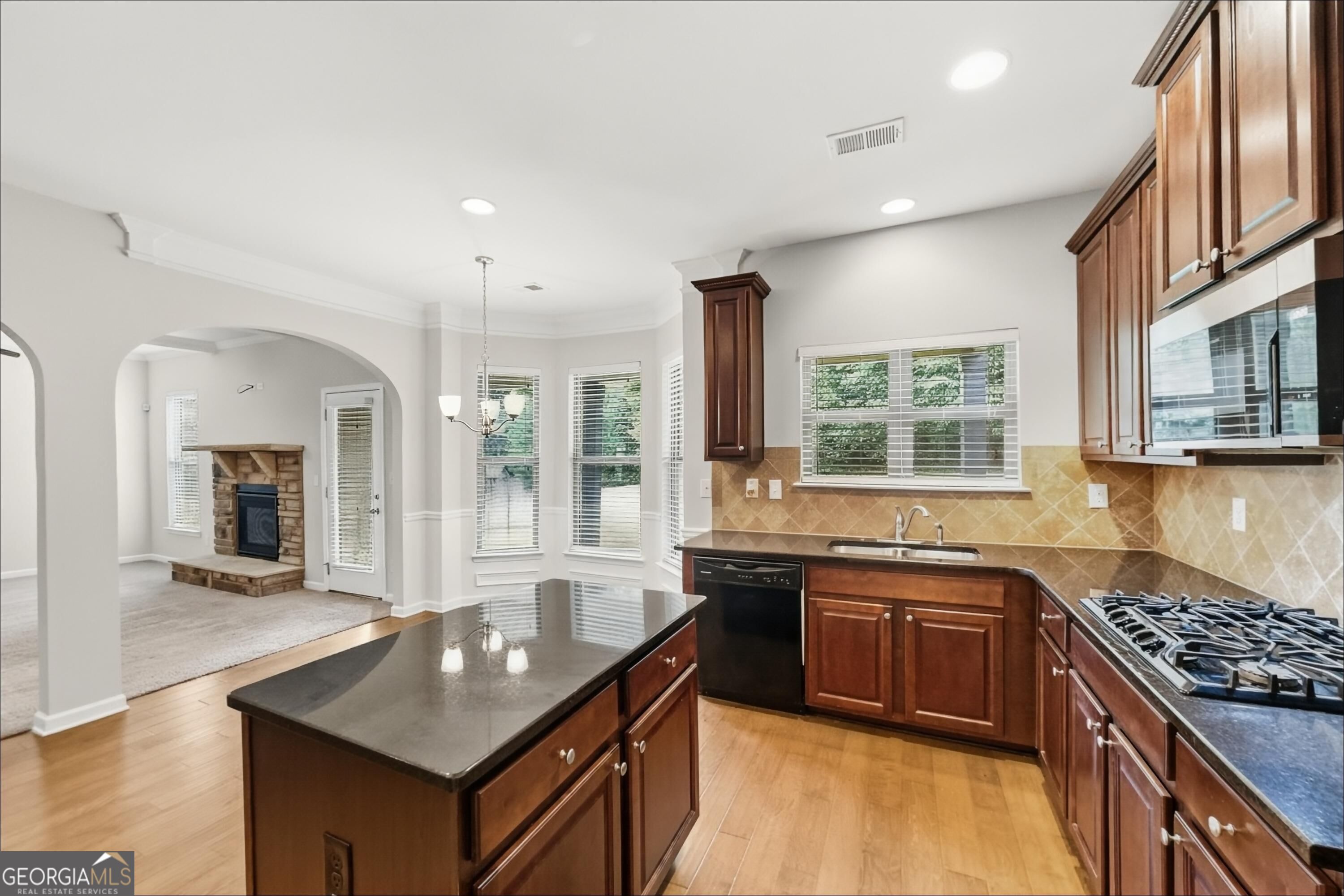 4254 Sawgrass Drive Property Photo 8
