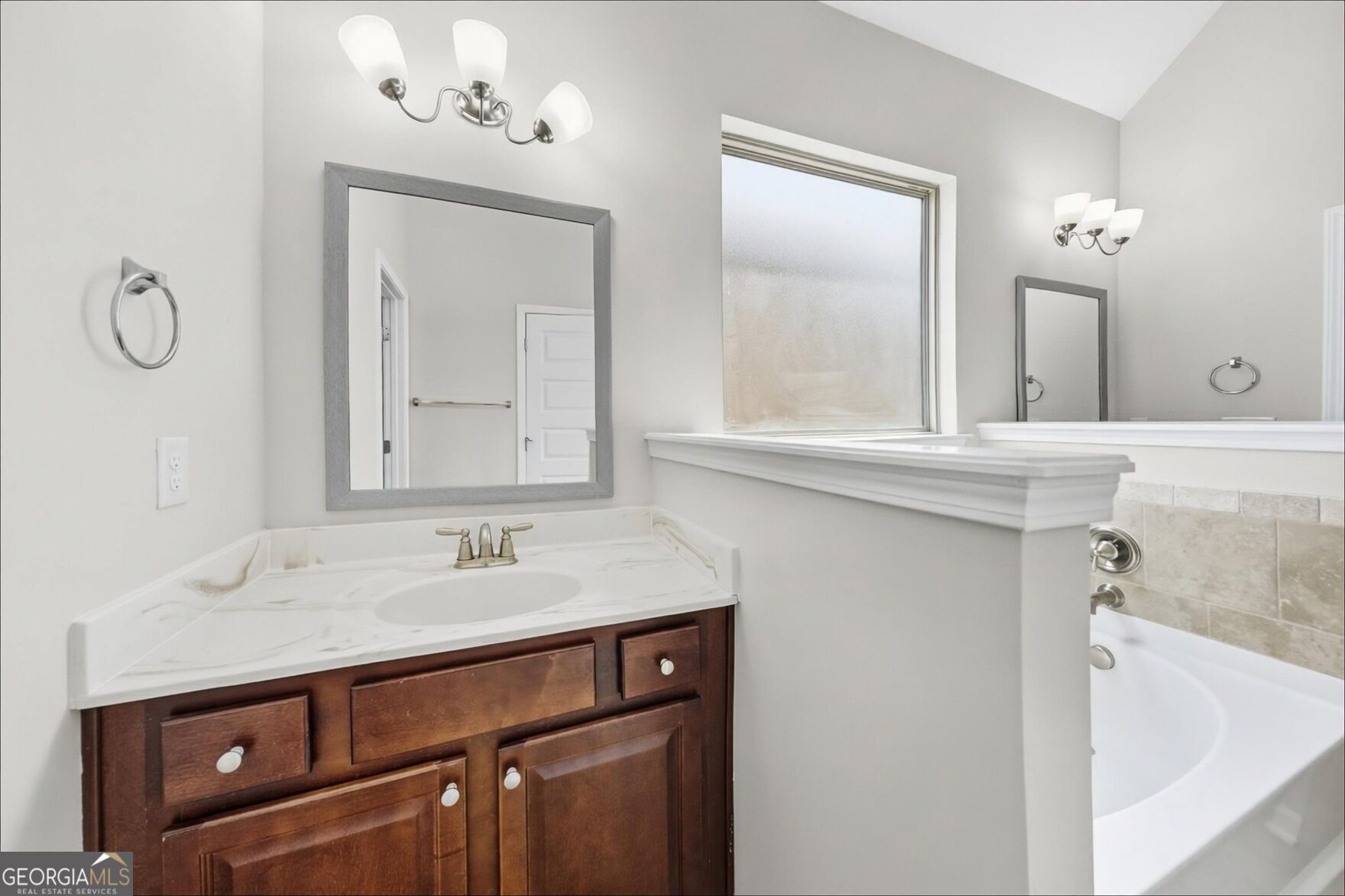 4254 Sawgrass Drive Property Photo 13