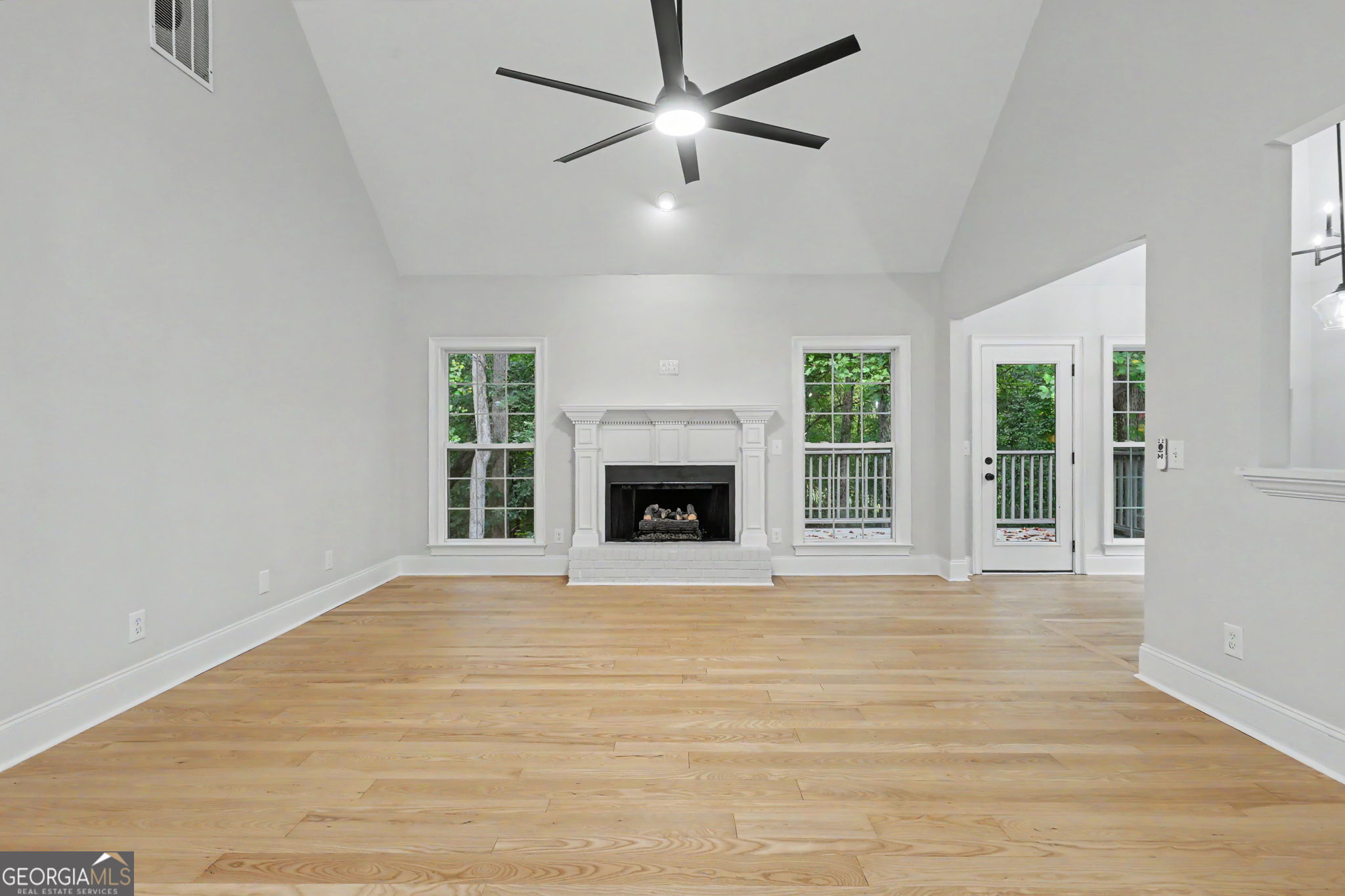 174 Tusquittee Trail Property Photo 7