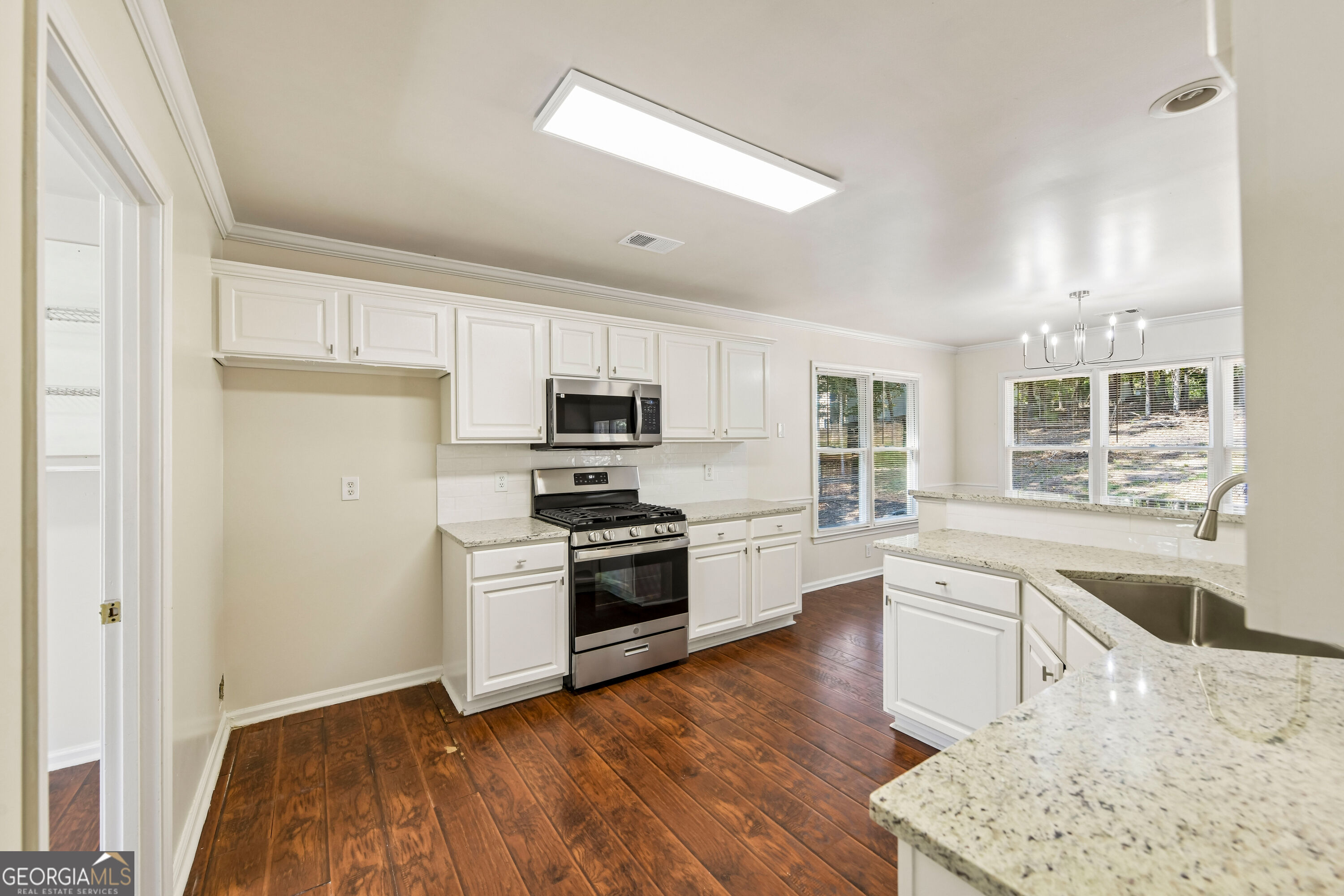6608 Windbrook Way Property Photo 6