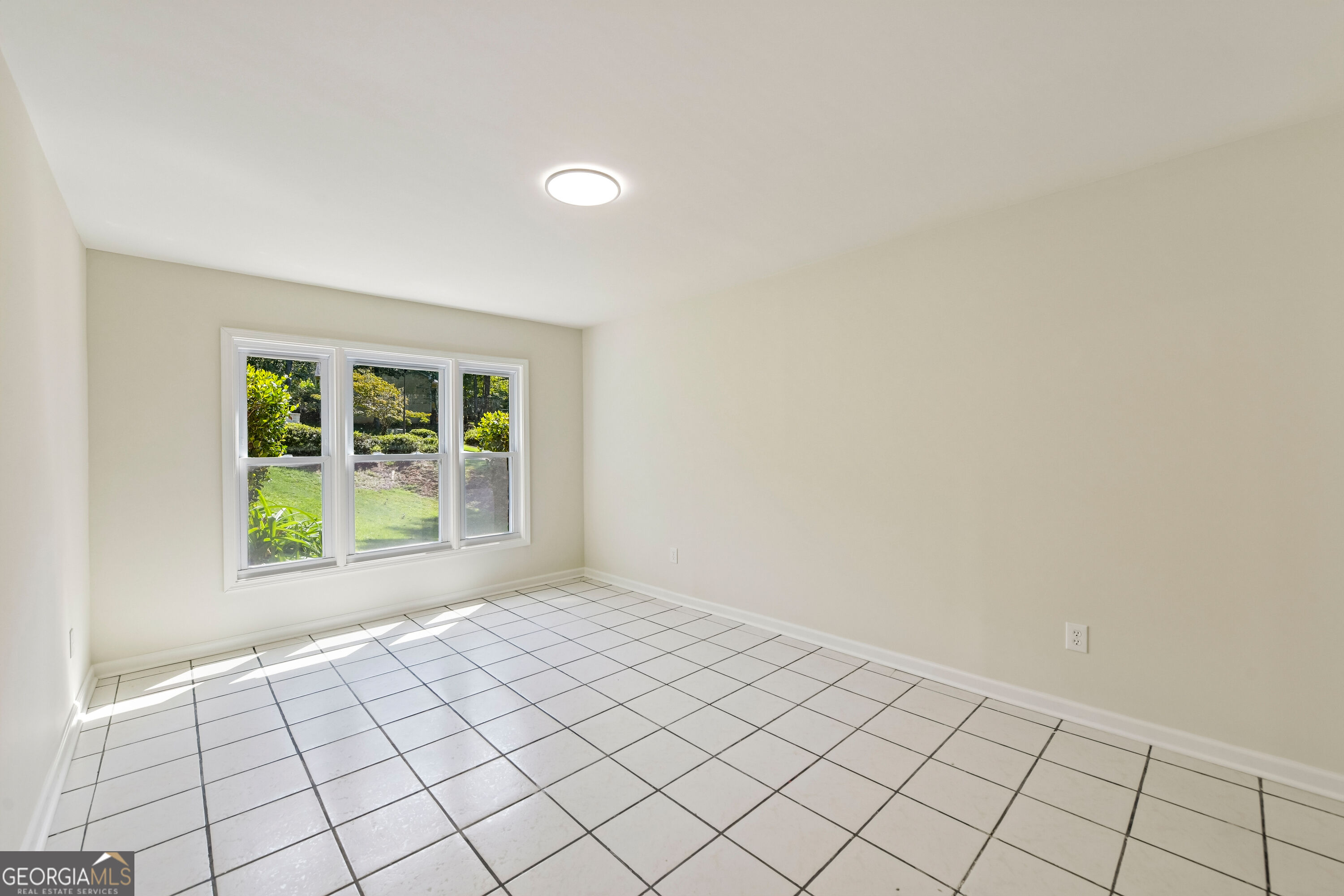 6608 Windbrook Way Property Photo 10
