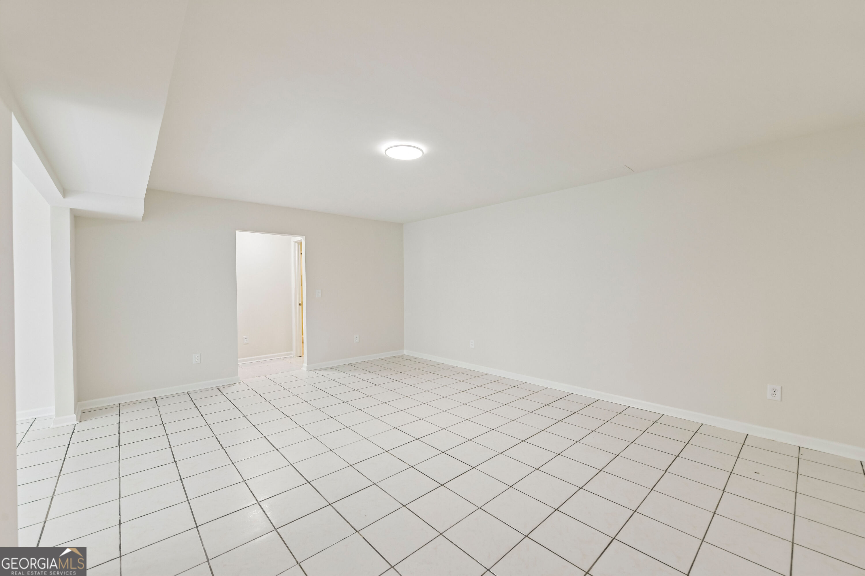 6608 Windbrook Way Property Photo 25