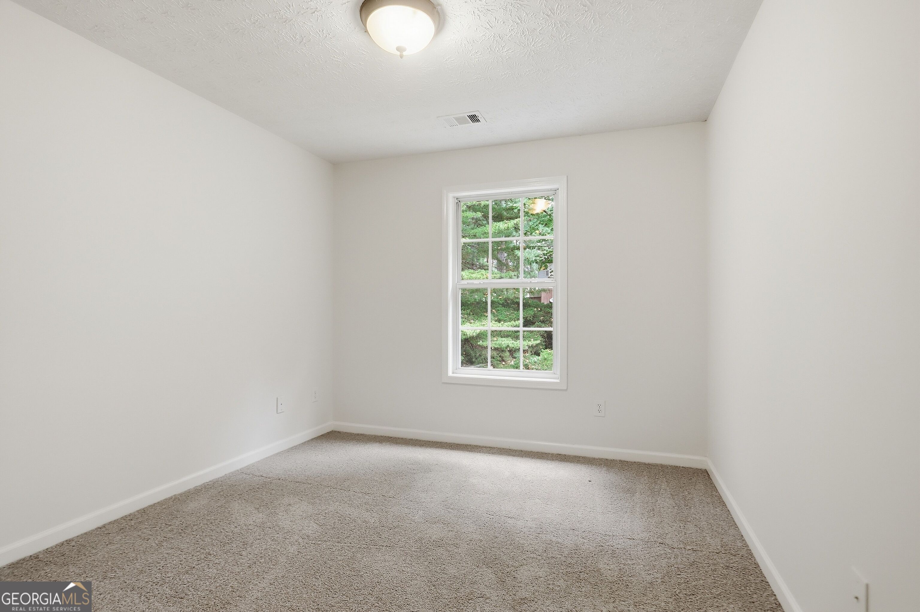 3622 Lantern Crest Cove Property Photo 13