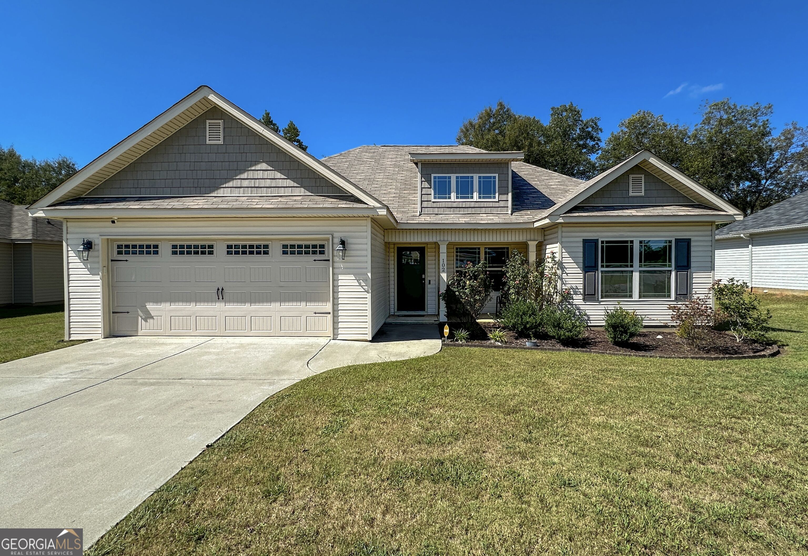 102 Sadie Heights Boulevard Property Photo 1