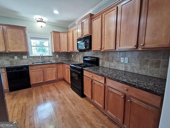 230 Kubol Drive Property Photo 14