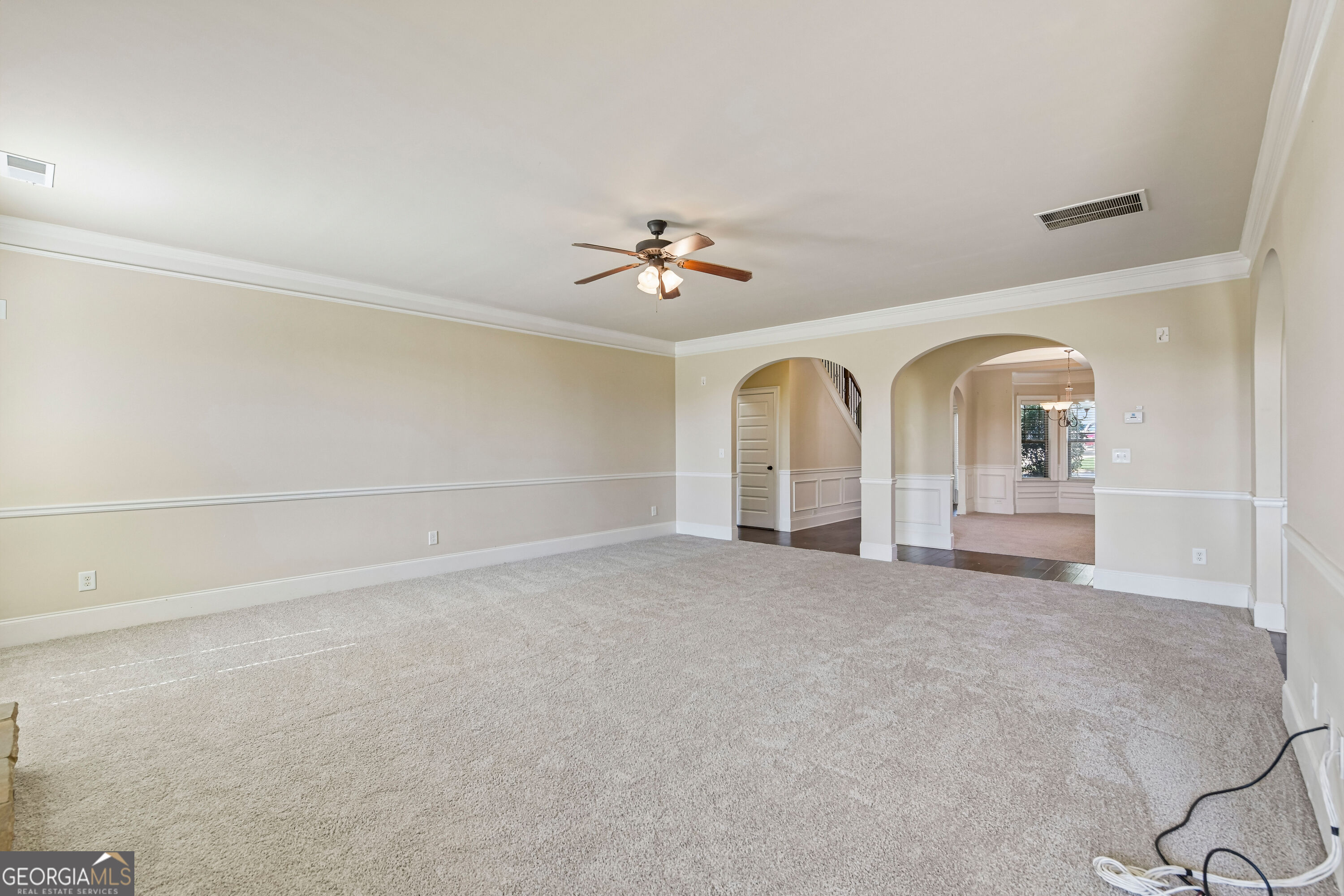 2432 Sunflower Drive Property Photo 9