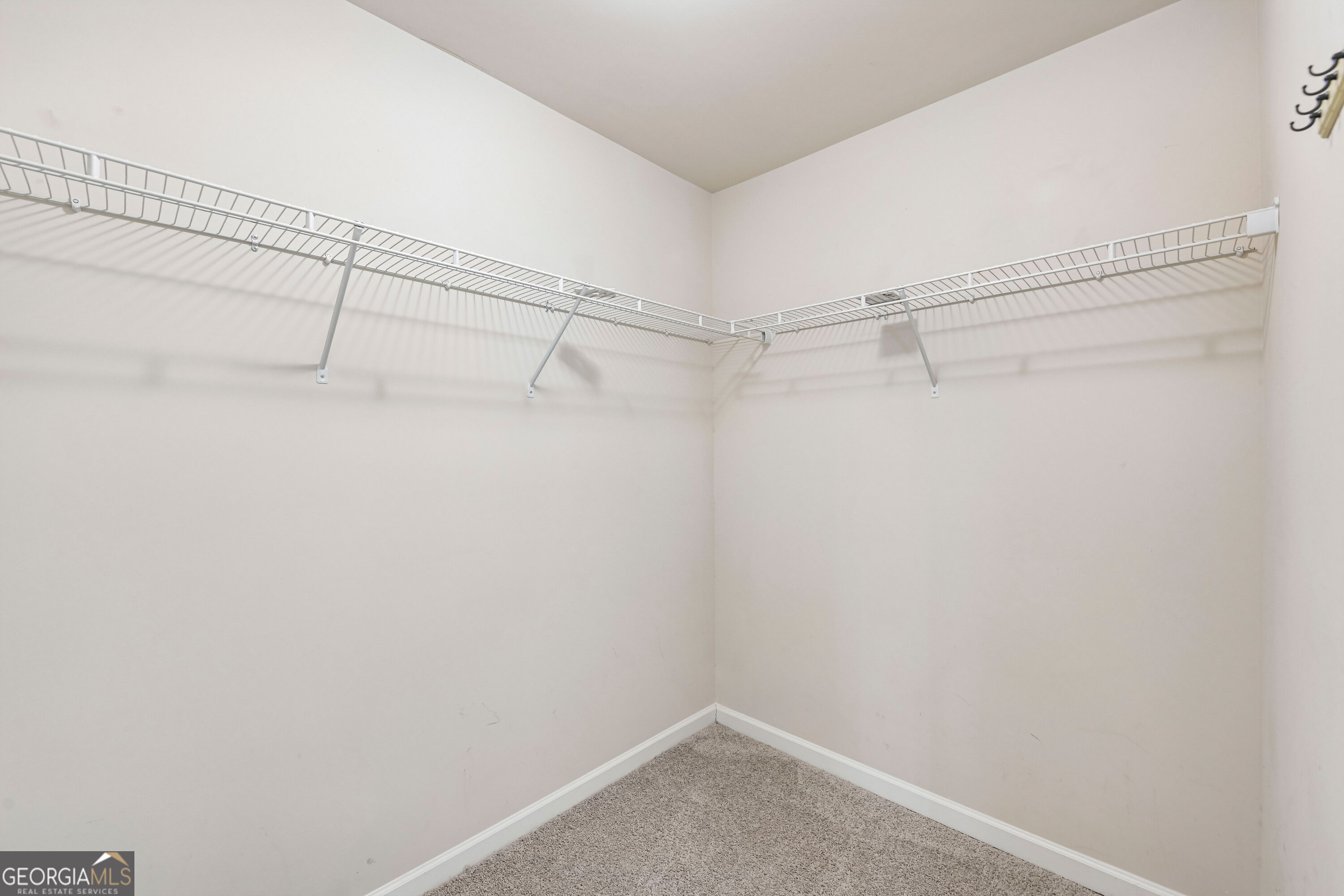 2432 Sunflower Drive Property Photo 13