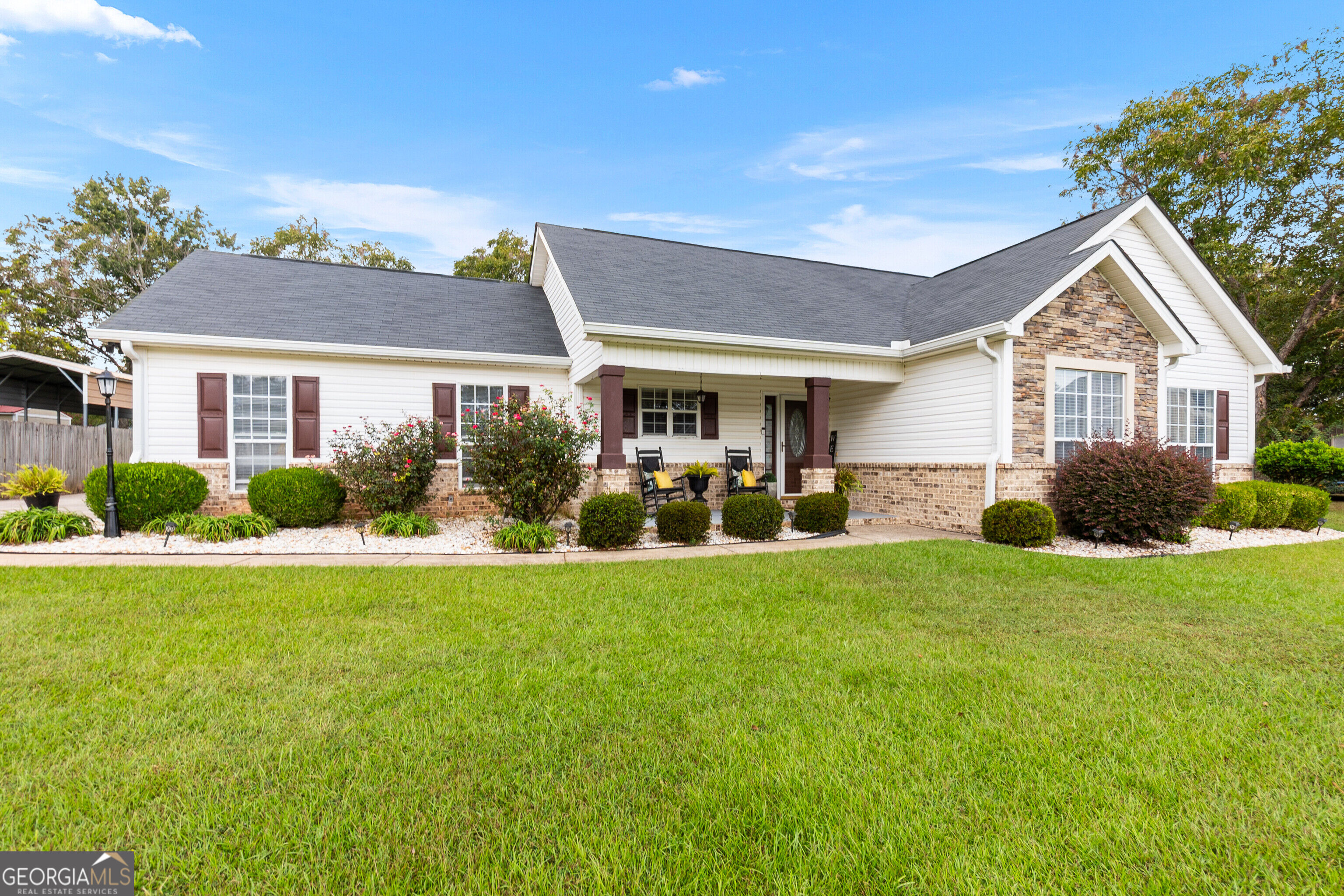 211 Cohen Court Property Photo 1