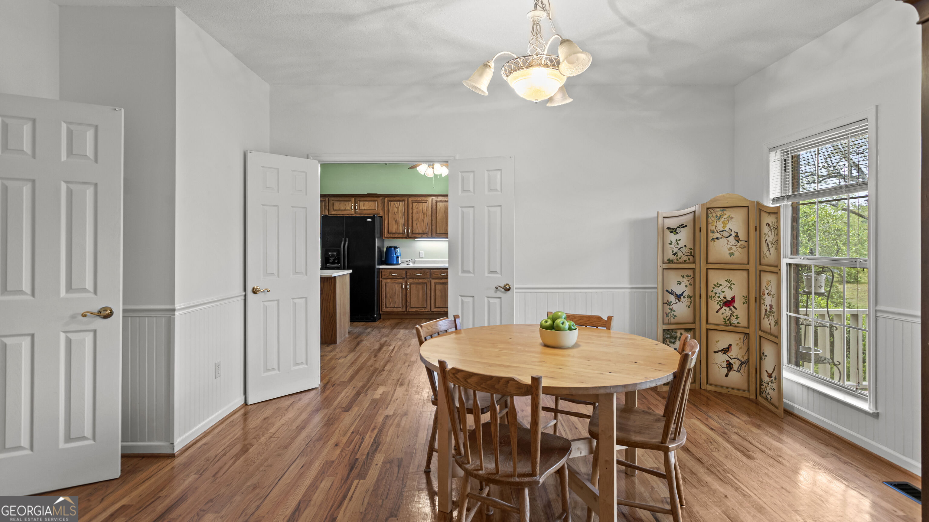 5283 Old River Road N Property Photo 5