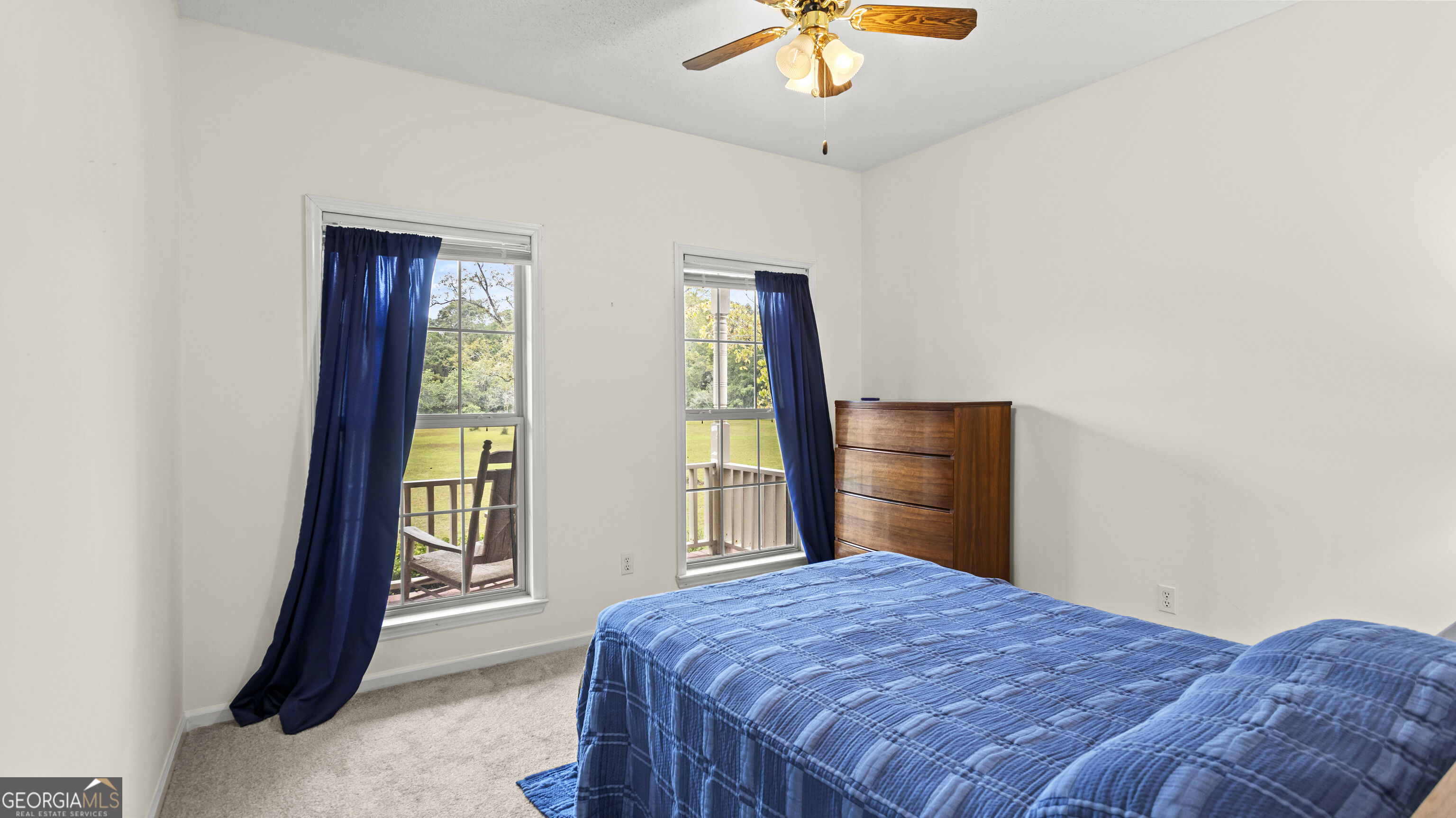 5283 Old River Road N Property Photo 12