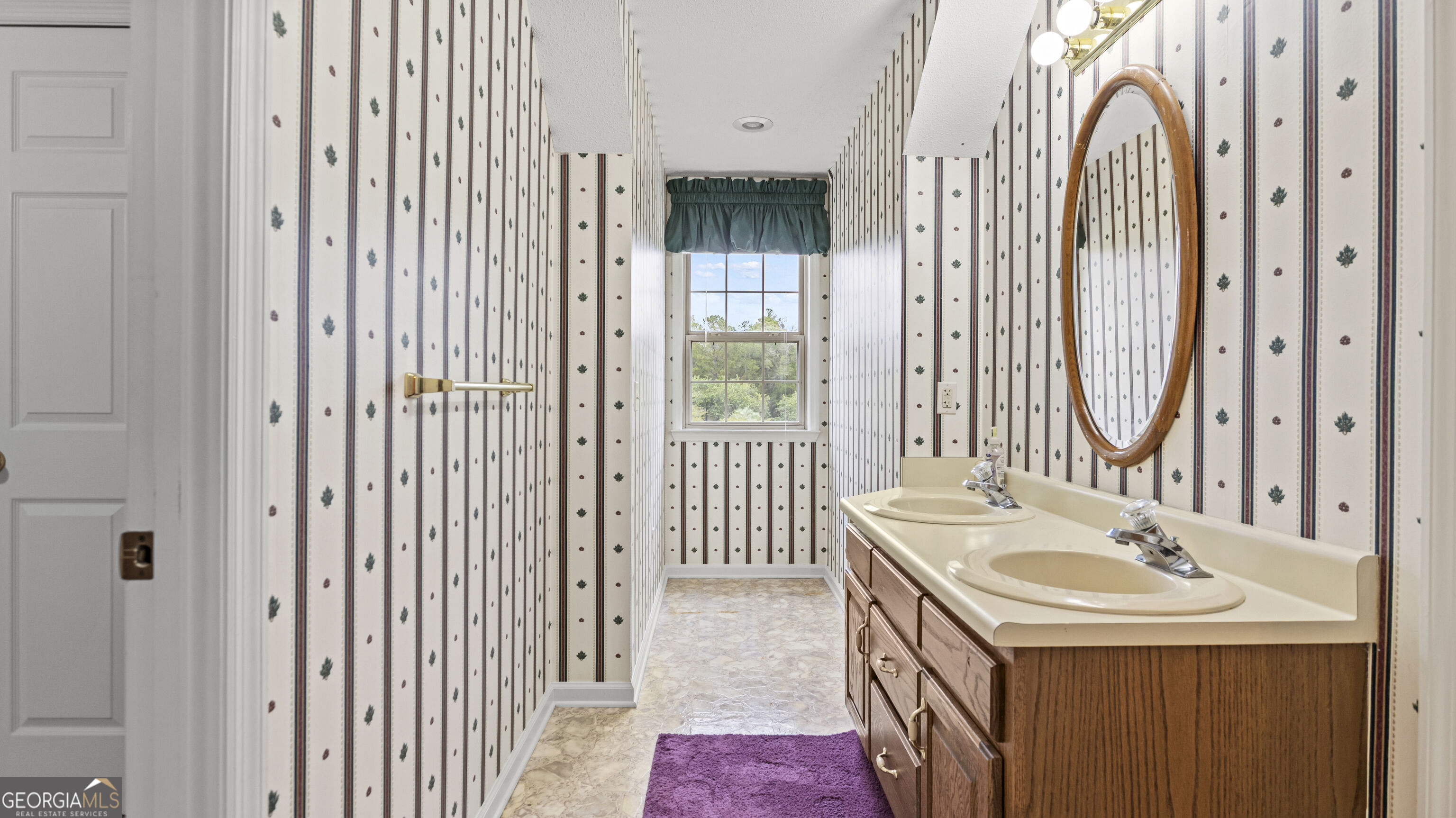 5283 Old River Road N Property Photo 26