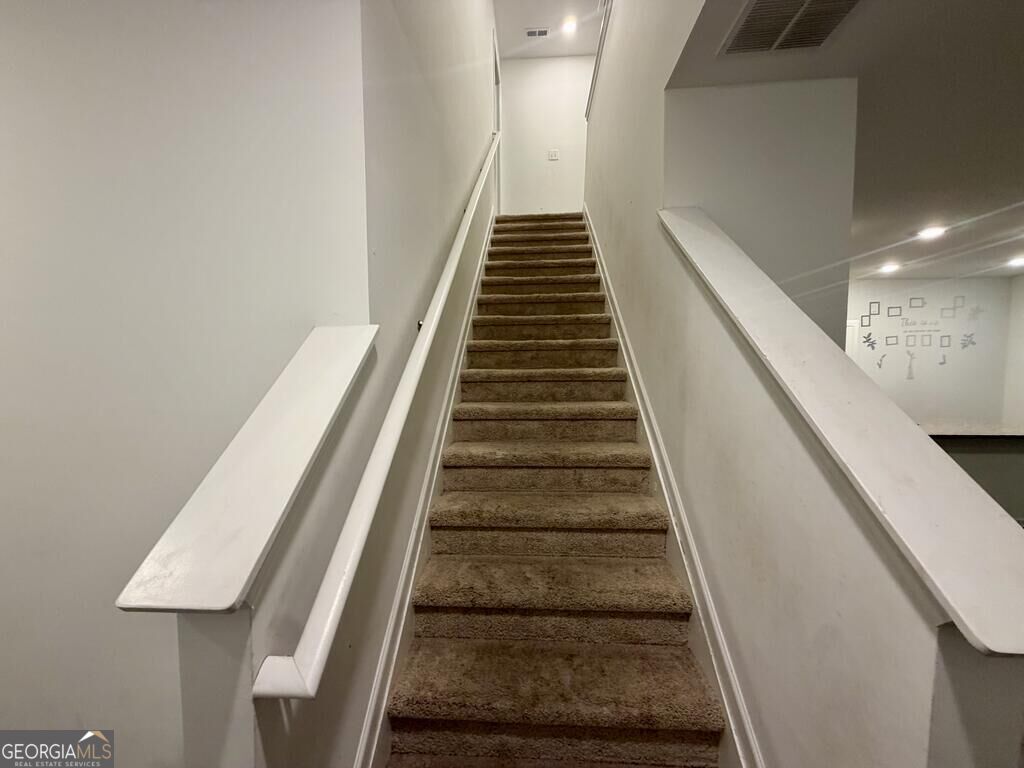 1408 Ben Park Way Property Photo 14