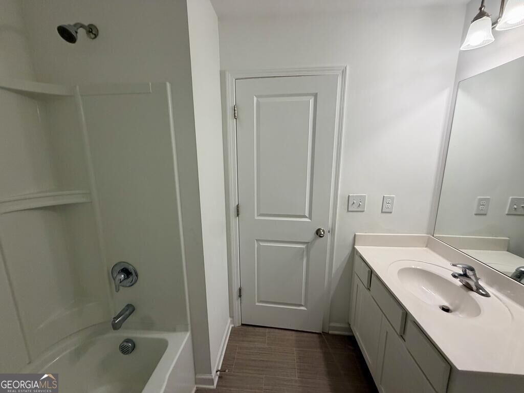 1408 Ben Park Way Property Photo 32