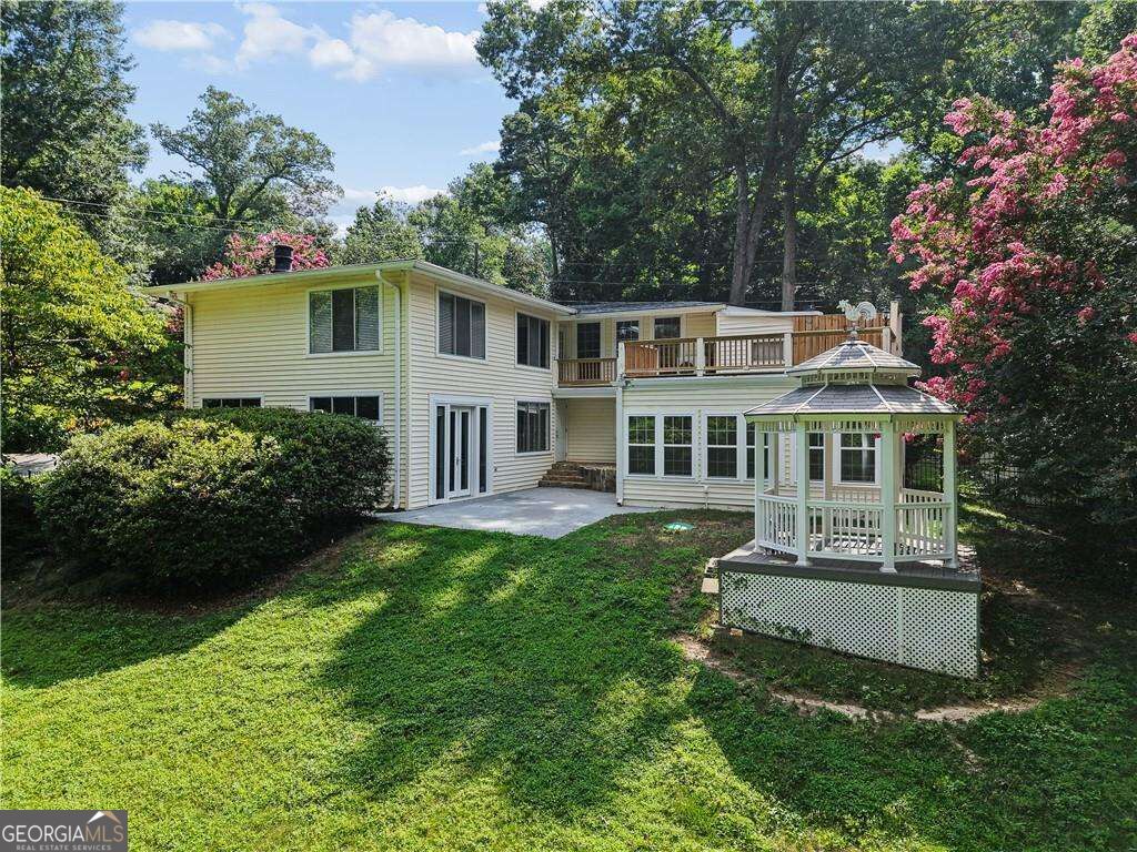 1055 Lee Circle Ne Property Photo 2