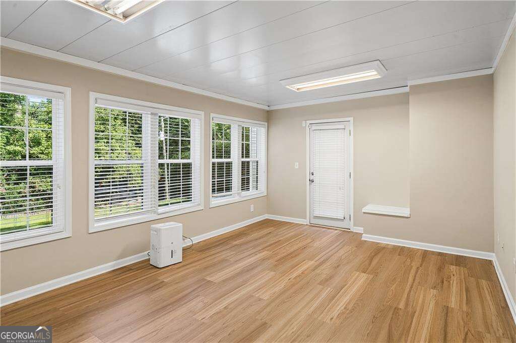 1055 Lee Circle Ne Property Photo 28