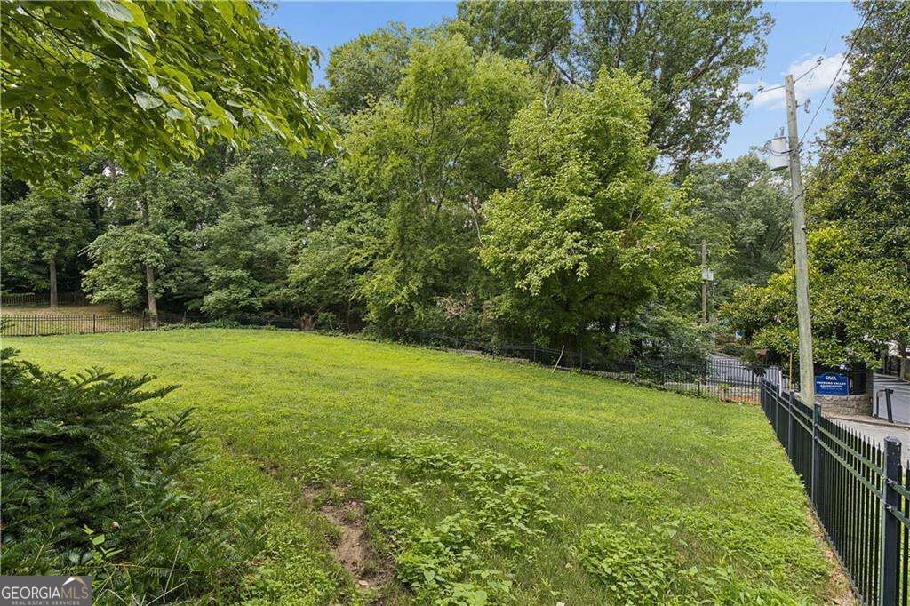 1055 Lee Circle Ne Property Photo 31