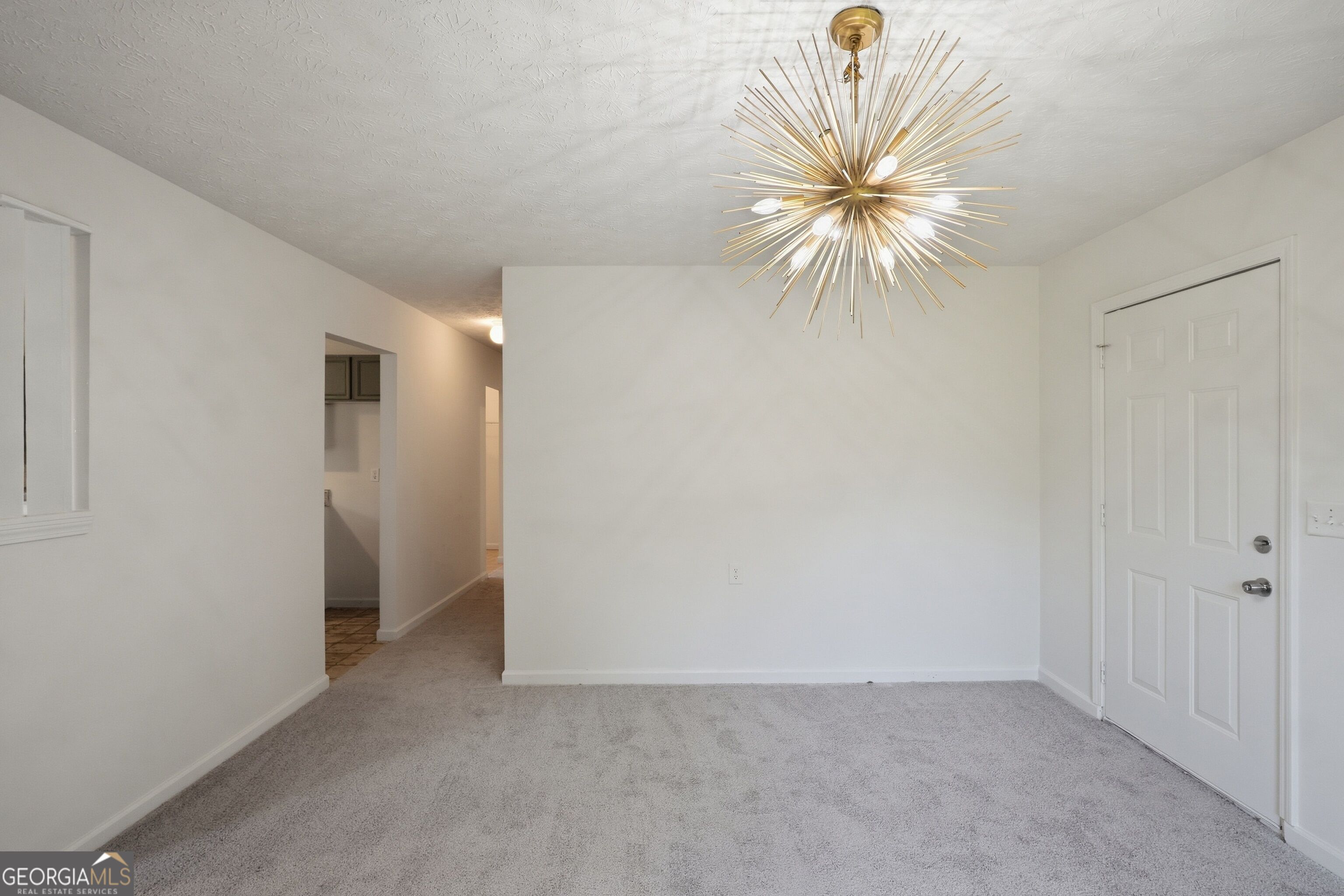 1668 Oak Knoll Circle Se Property Photo 3