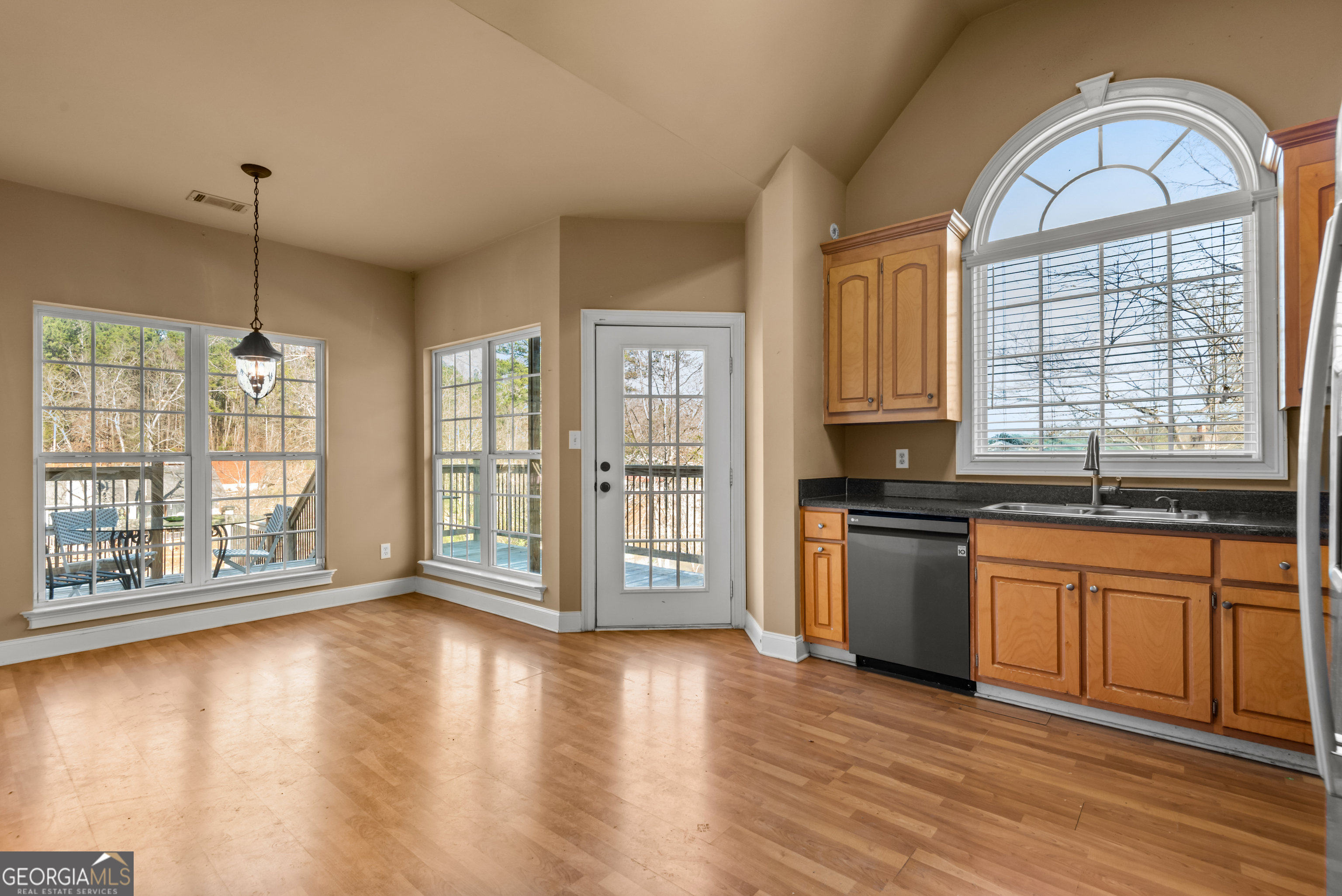 200 Bradley Road Property Photo 10