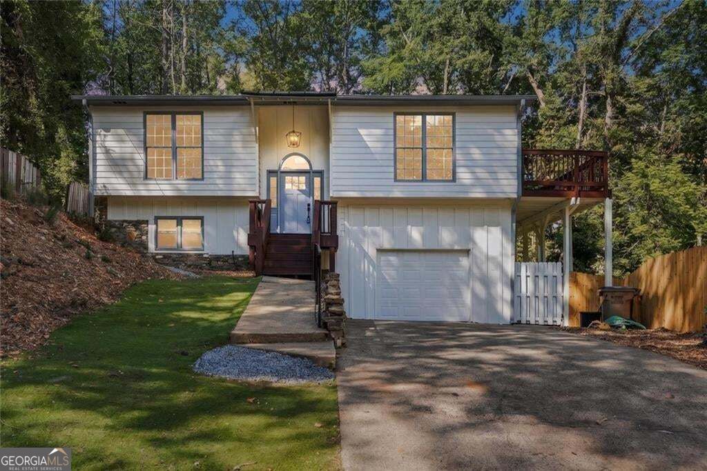 707 Copper Trace Way Property Photo 1