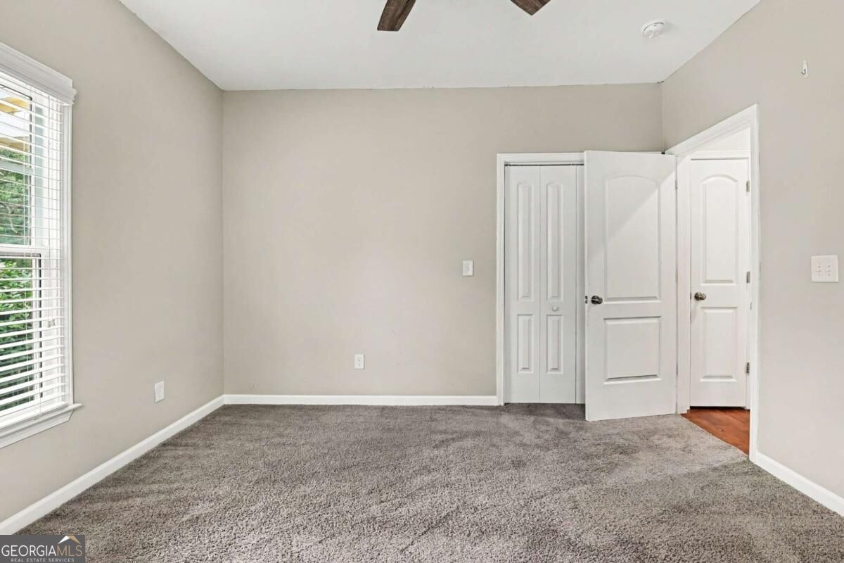 3544 College Street Property Photo 22