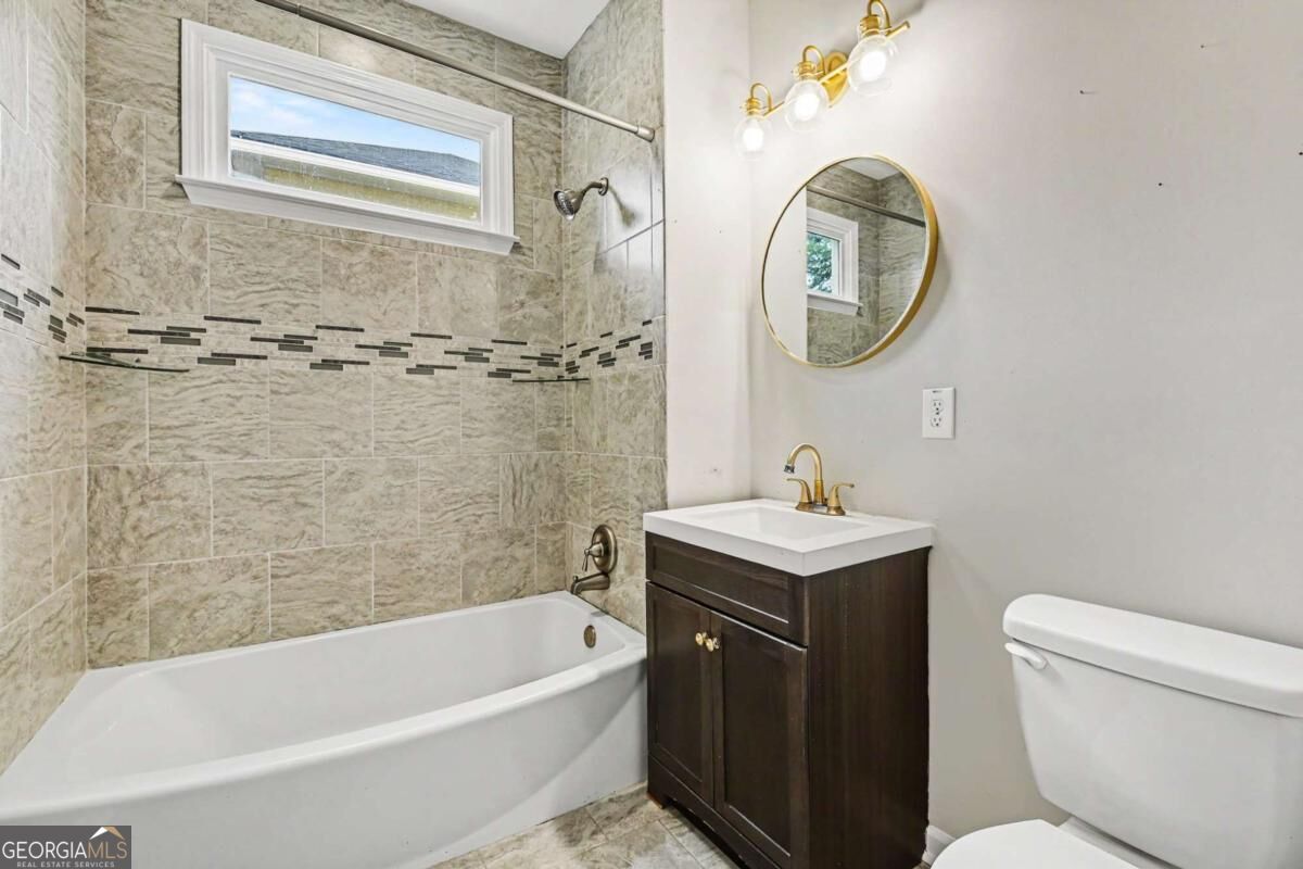 3544 College Street Property Photo 23