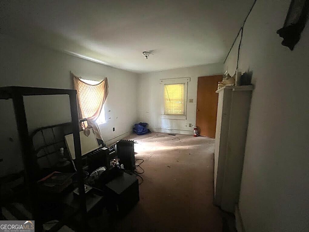 488 Lawrence Street Ne Property Photo 5
