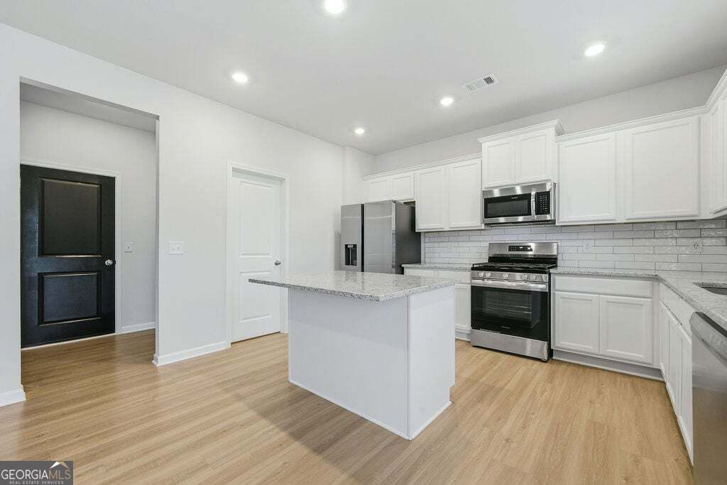 635 River Run Drive Property Photo 8