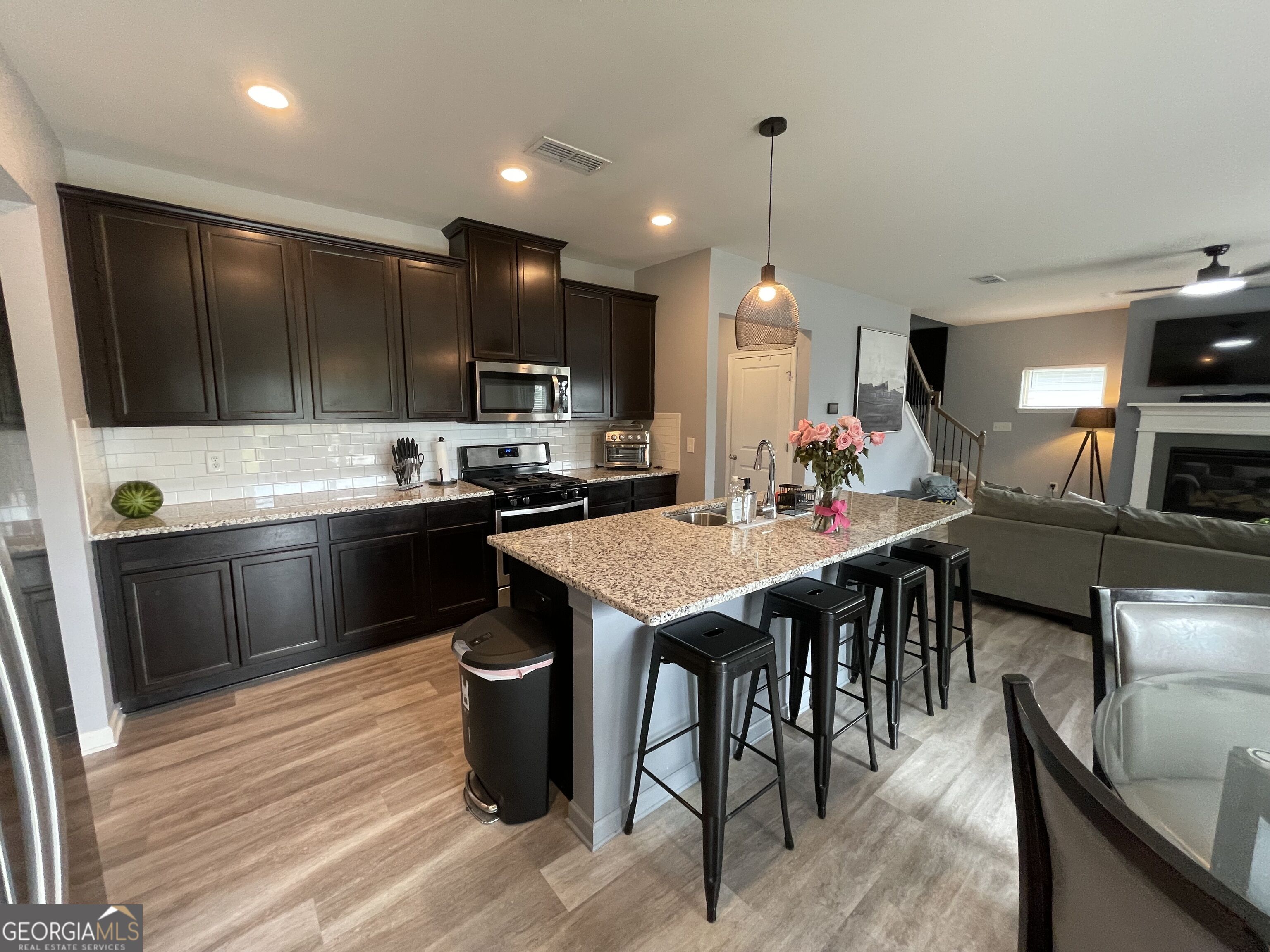 505 Appalachian Place Property Photo 4