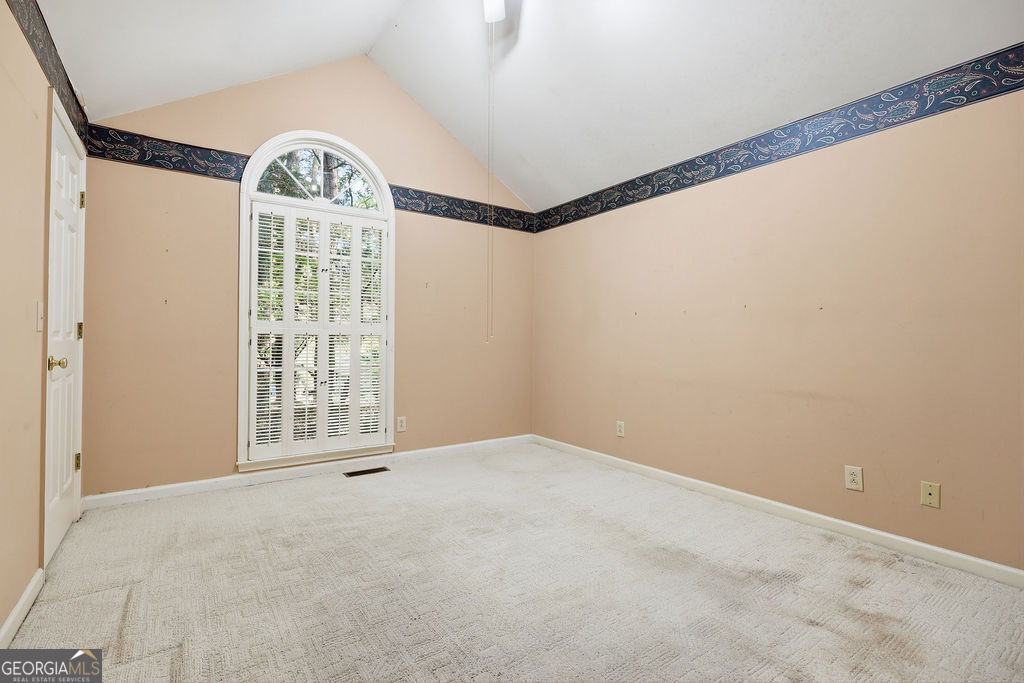 8 John Street Property Photo 23