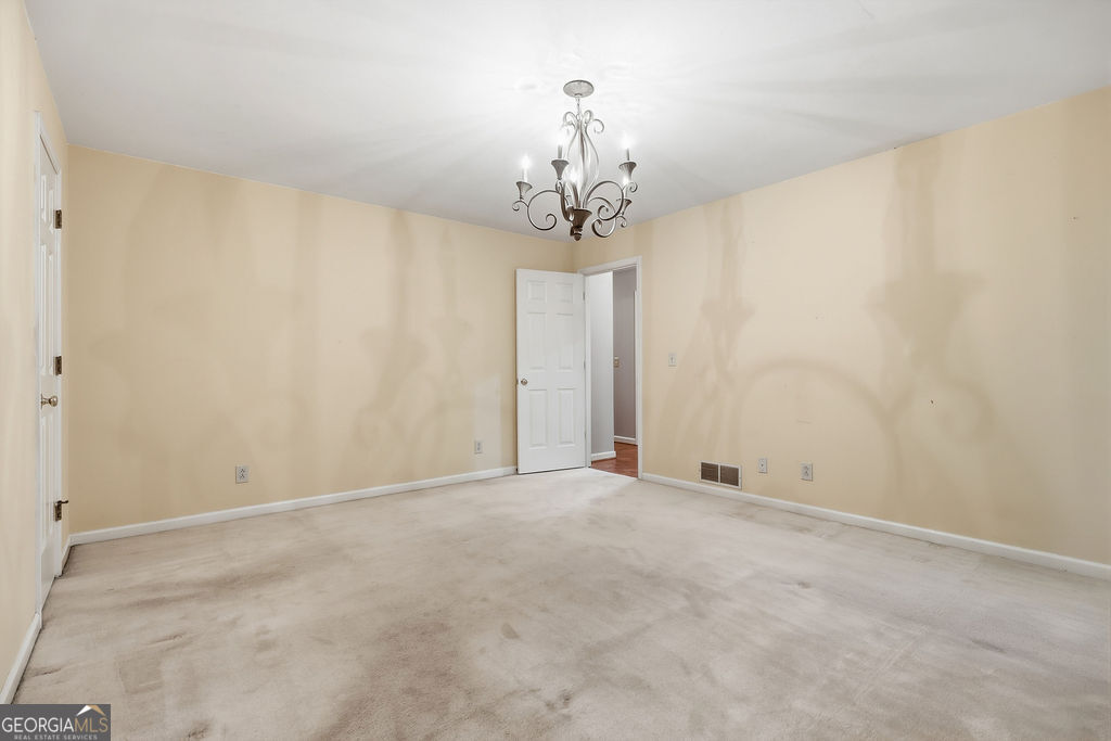 8 John Street Property Photo 24