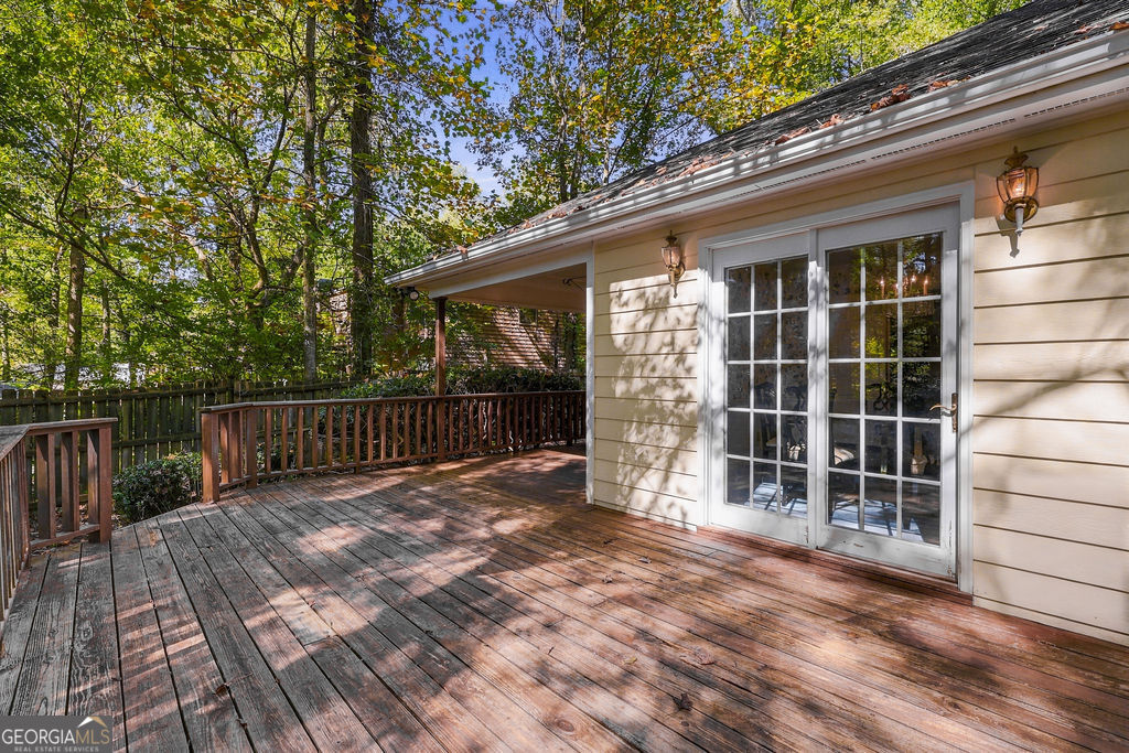 8 John Street Property Photo 29